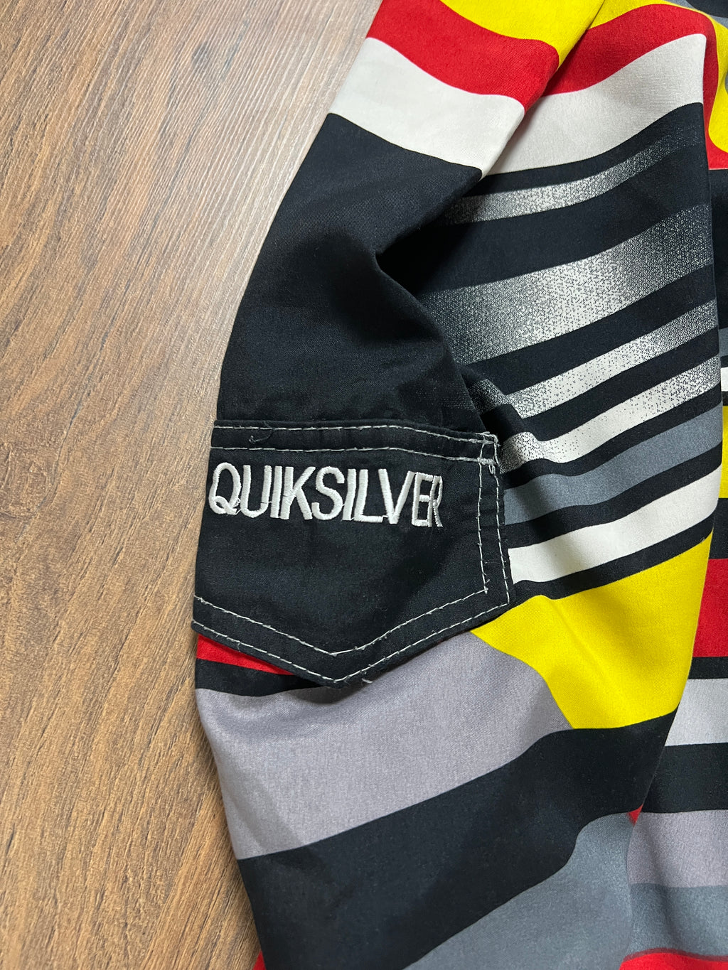 quicksilver striped boardshorts (38)