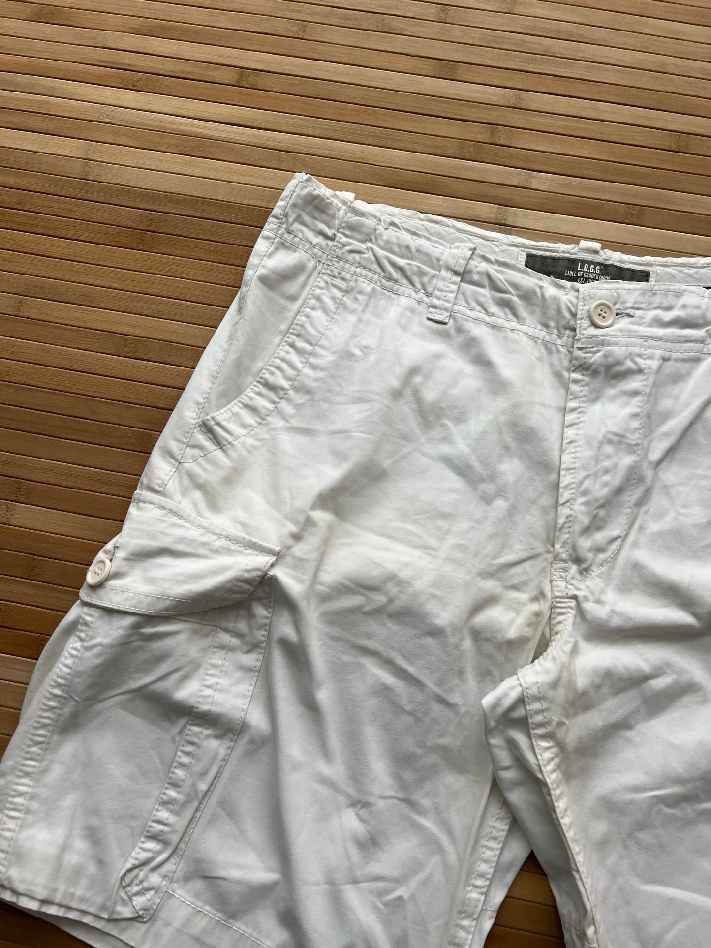 LOGG White Cargos (36)