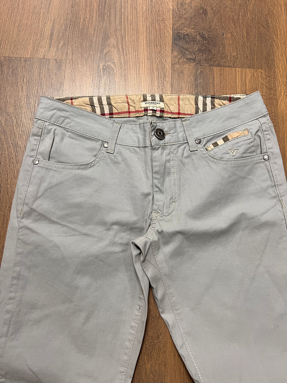 Burberry Slim Fit Pants (30x30)