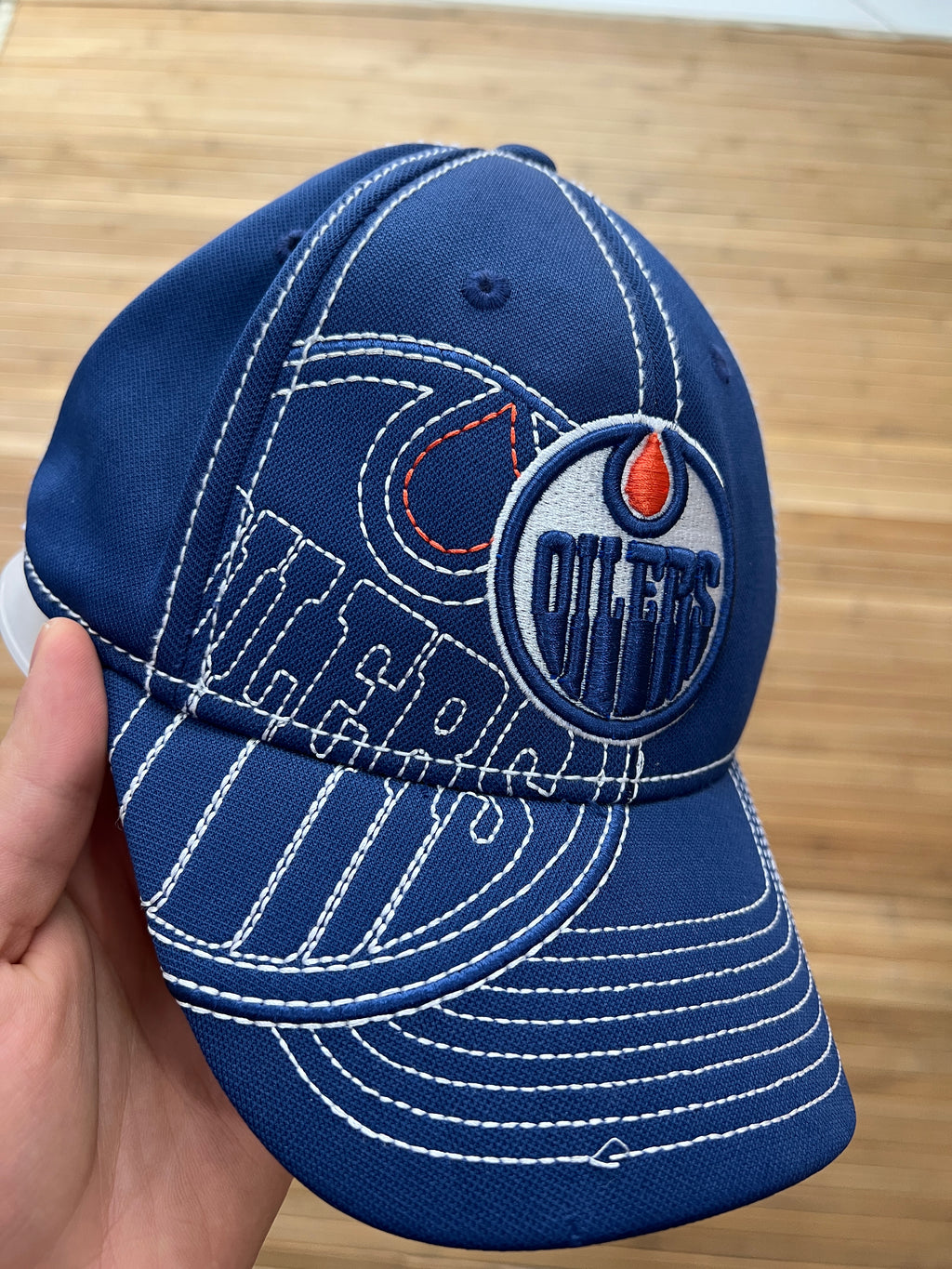 Oilers NHL Hat (one size)