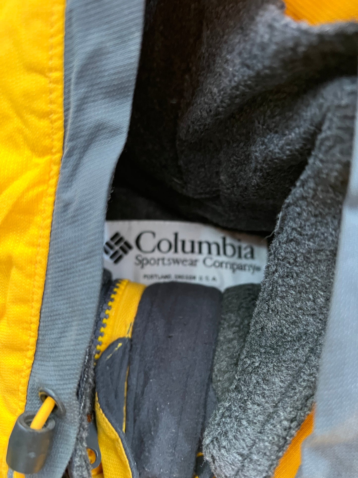 Columbia 2 in 1 Jacket (XL)