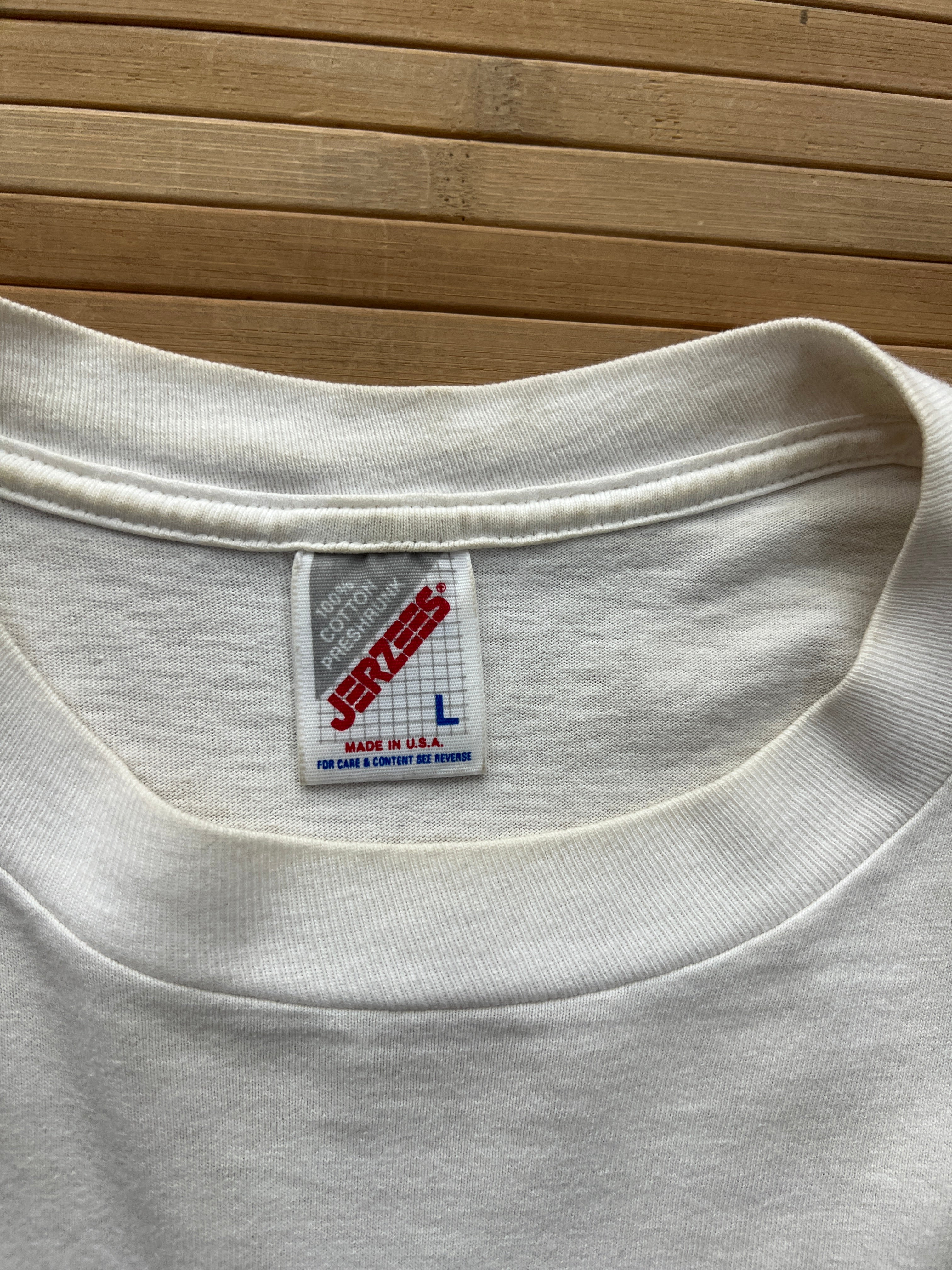 90s Shoebox Slogan Tshirt (L)