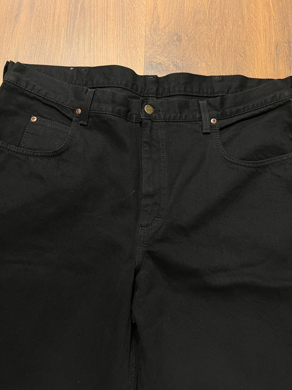 Black Lee Jeans(40x30)
