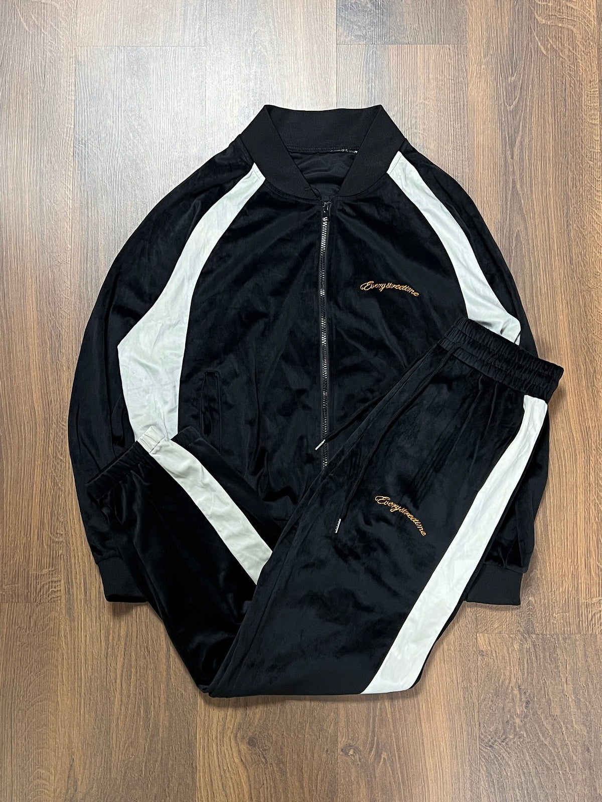 Velour Track set🙋‍♀️(S)