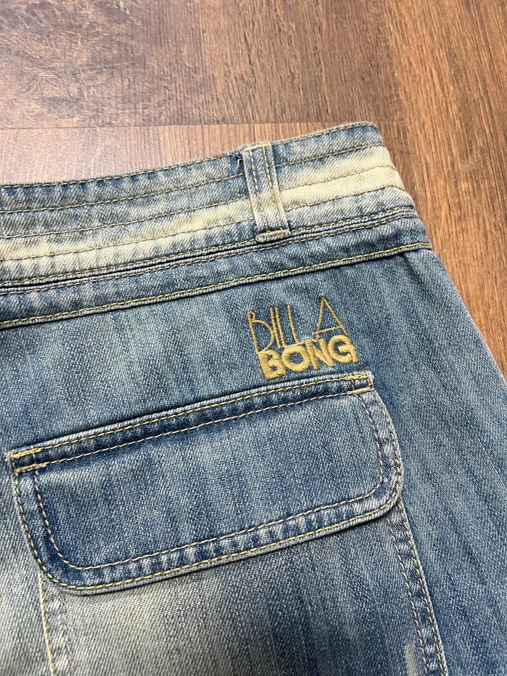 Billabong Boy fit short shorts🙋‍♀️ (30)