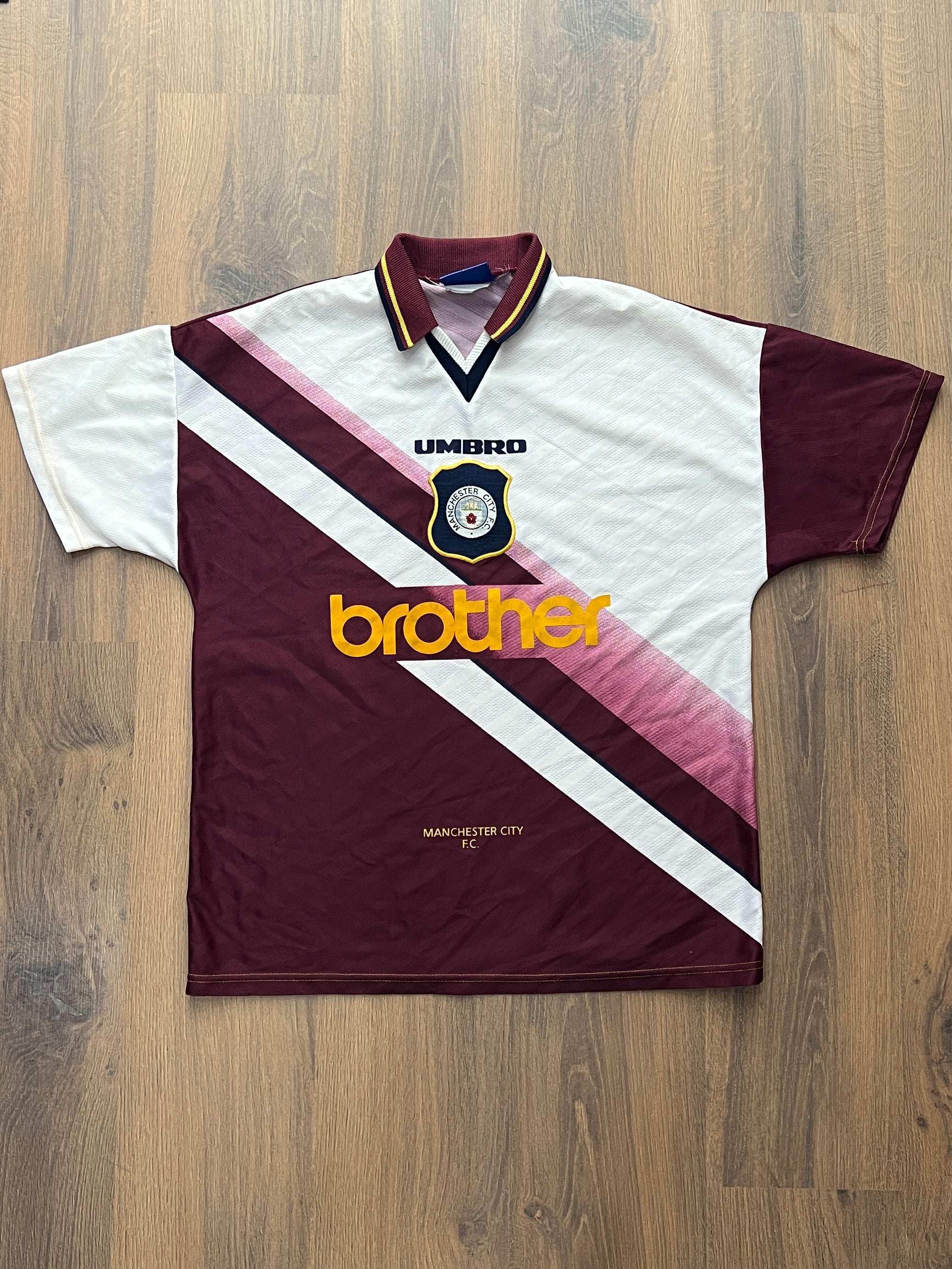 Manchester City 1996/97 Away Jersey (XL)