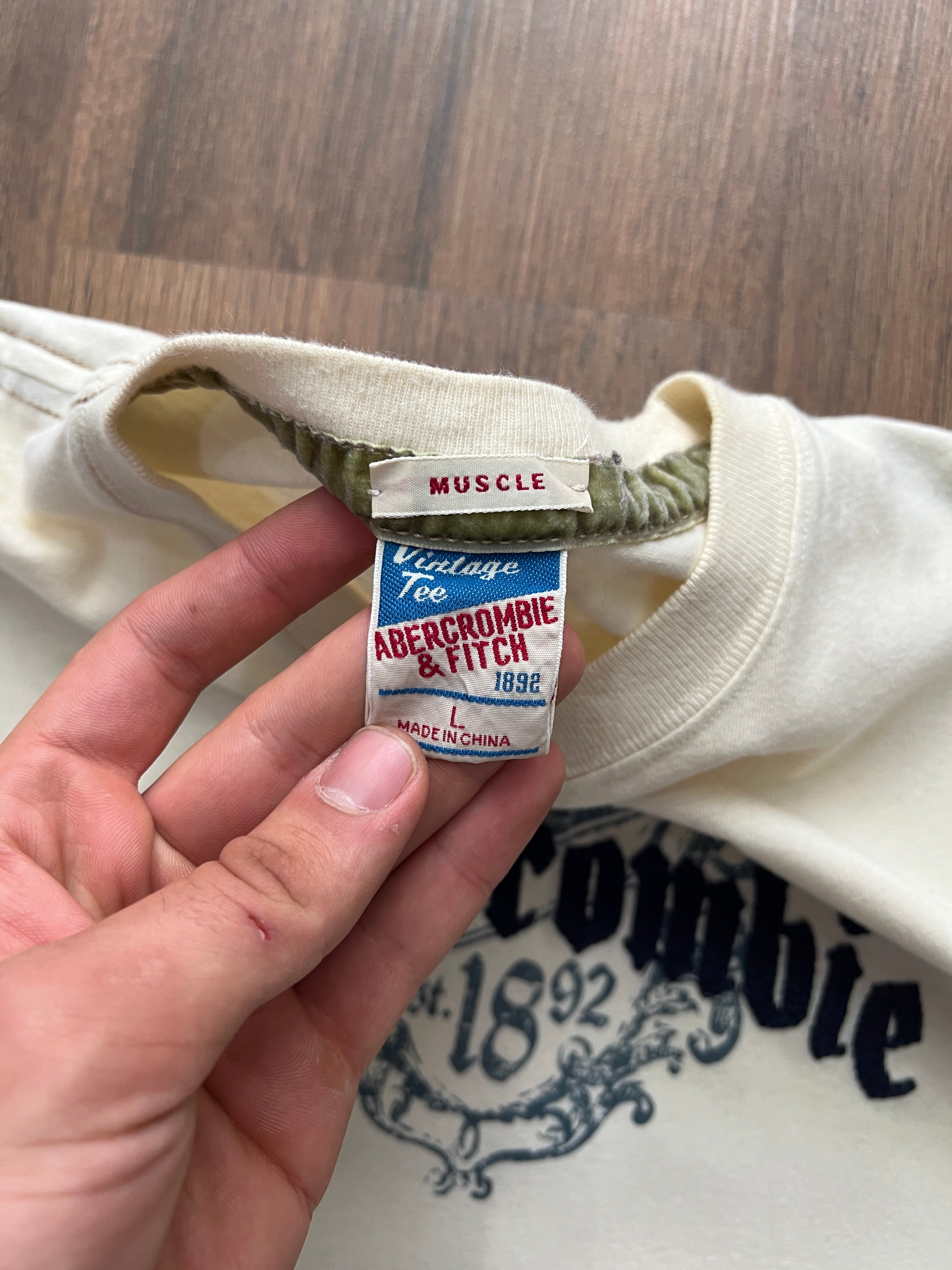 Abercrombie & Fitch Vintage T-Shirt (M)