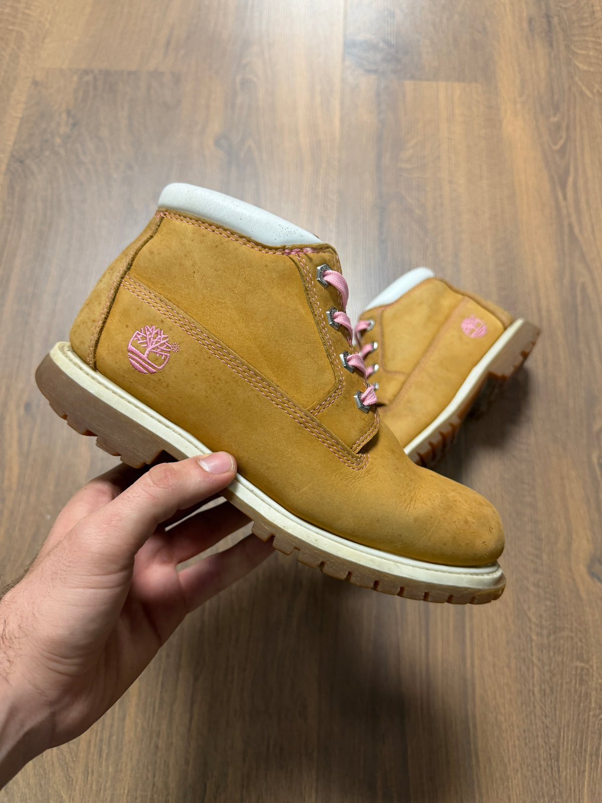 Timberland Pink Laces (39)