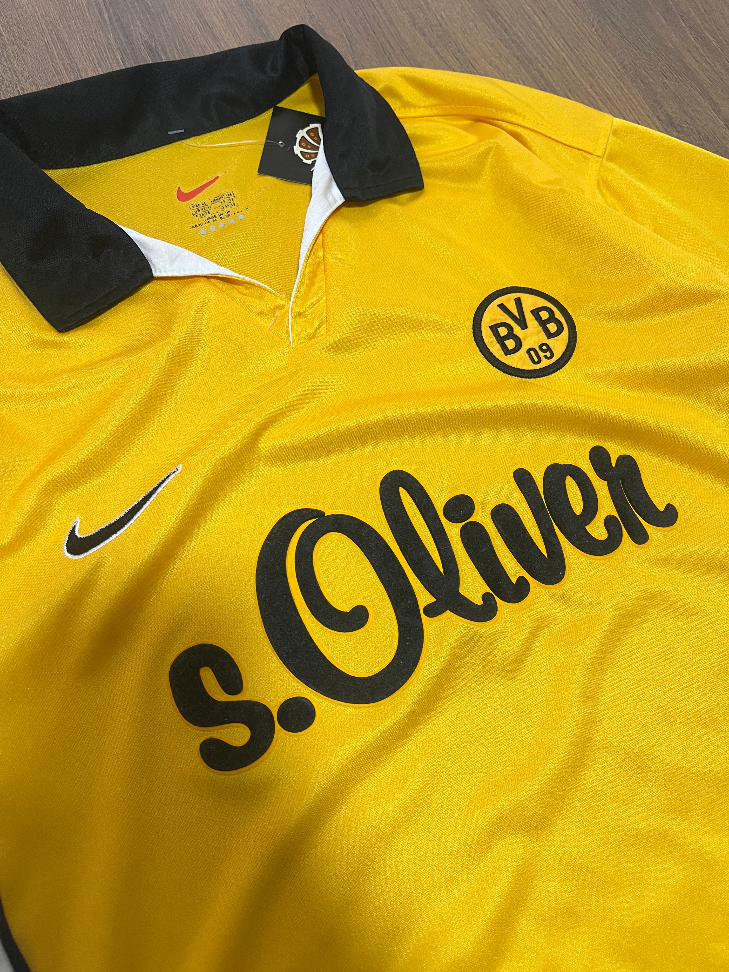 Borussia Dortmund 1998-00 Home Jersey (XL)
