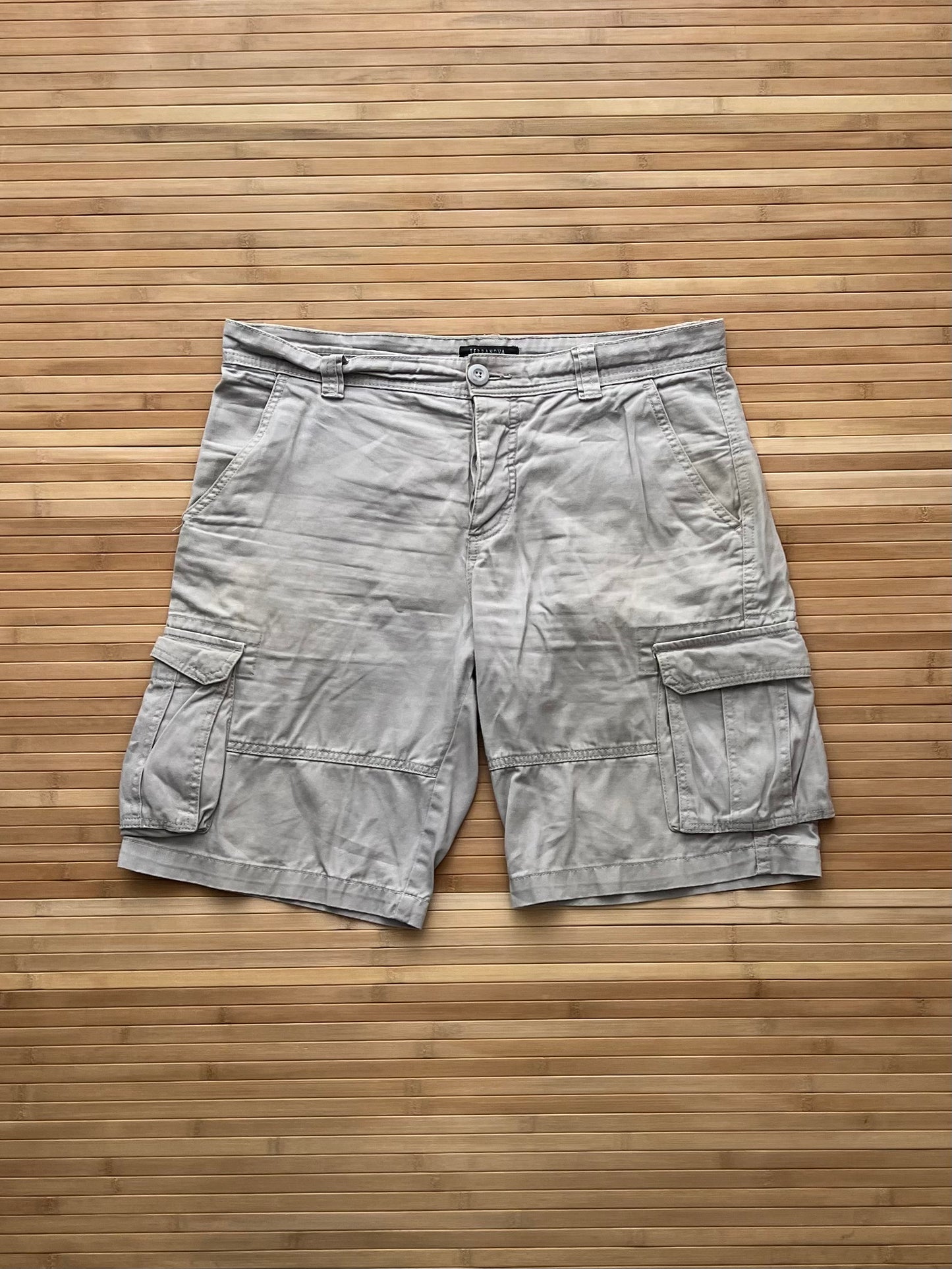 Grey Cargo Shorts (38)
