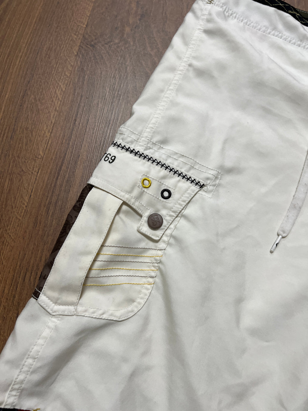 Quiksilver Big Logo Shorts (32)