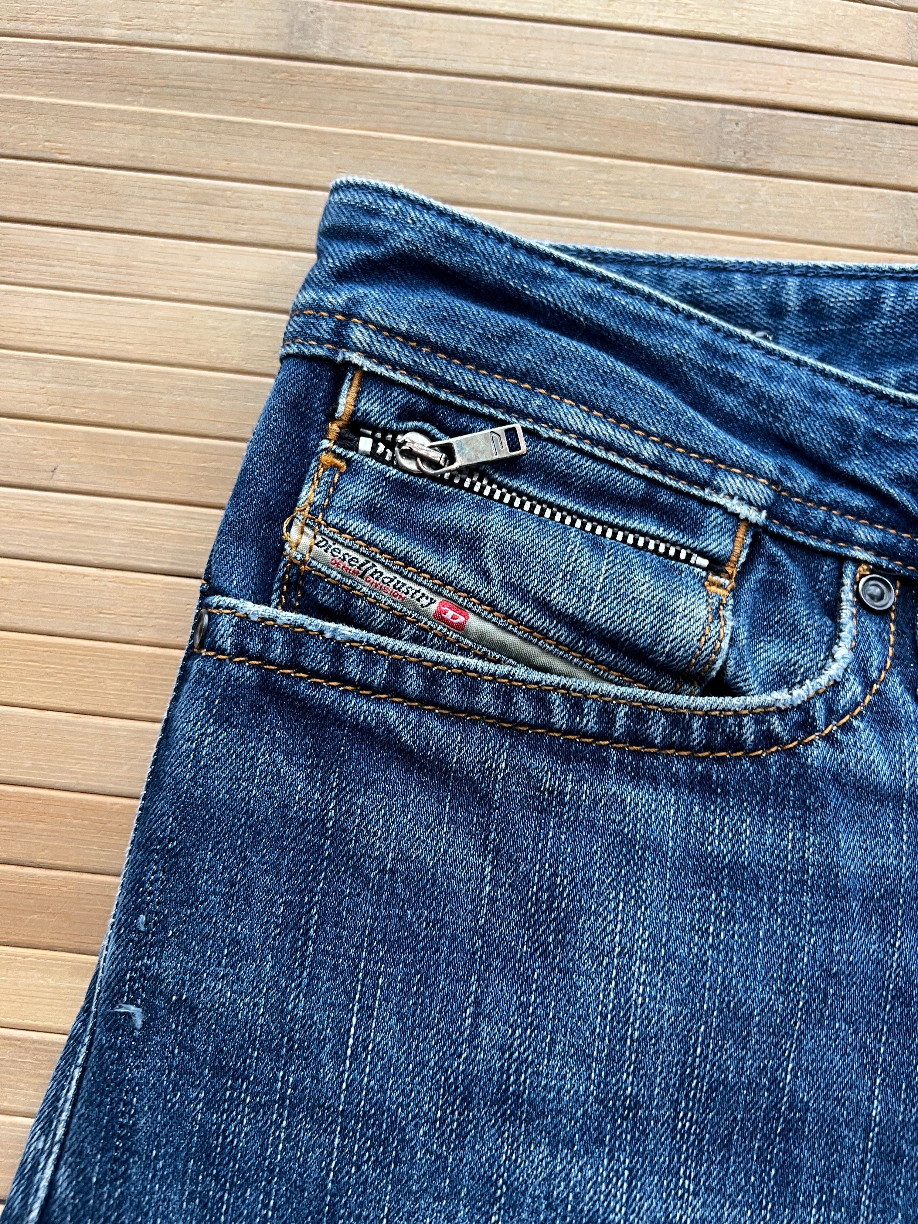 Diesel Y2K Jeans (34x32)