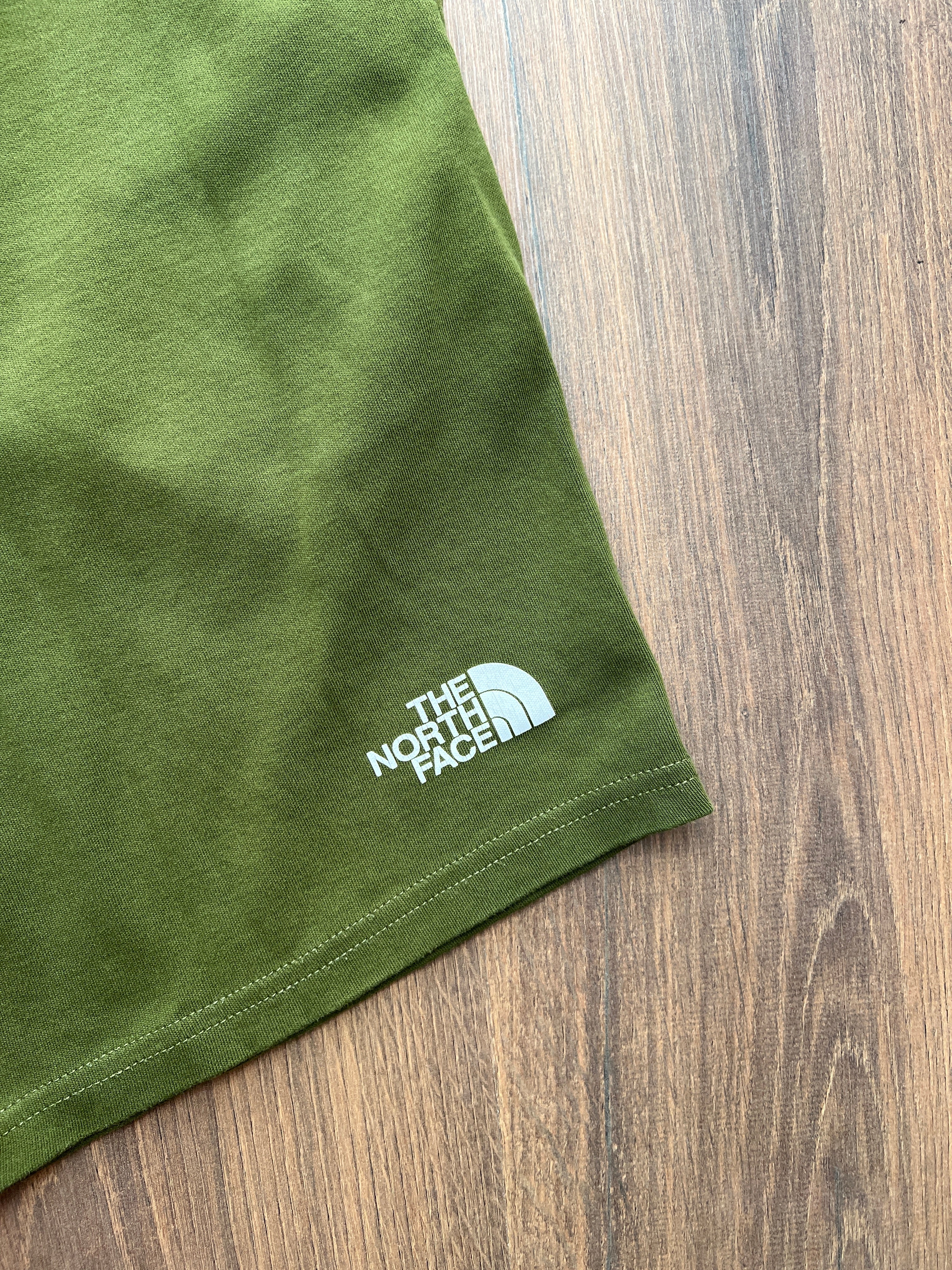 The North Face Green Shorts (M)