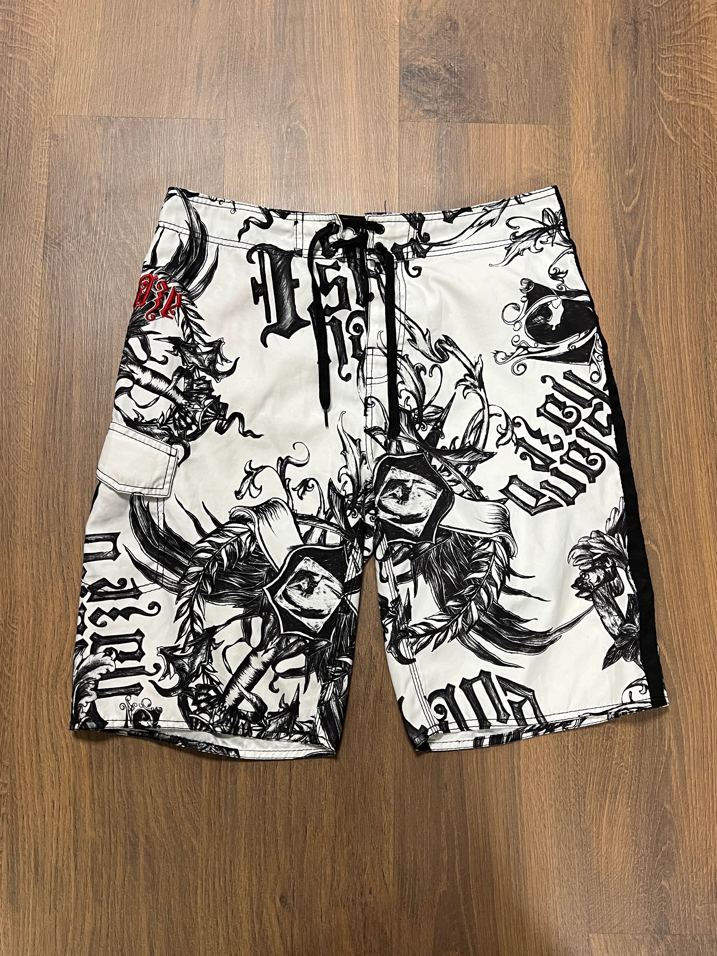 Totsol Goth Boardshorts (34)
