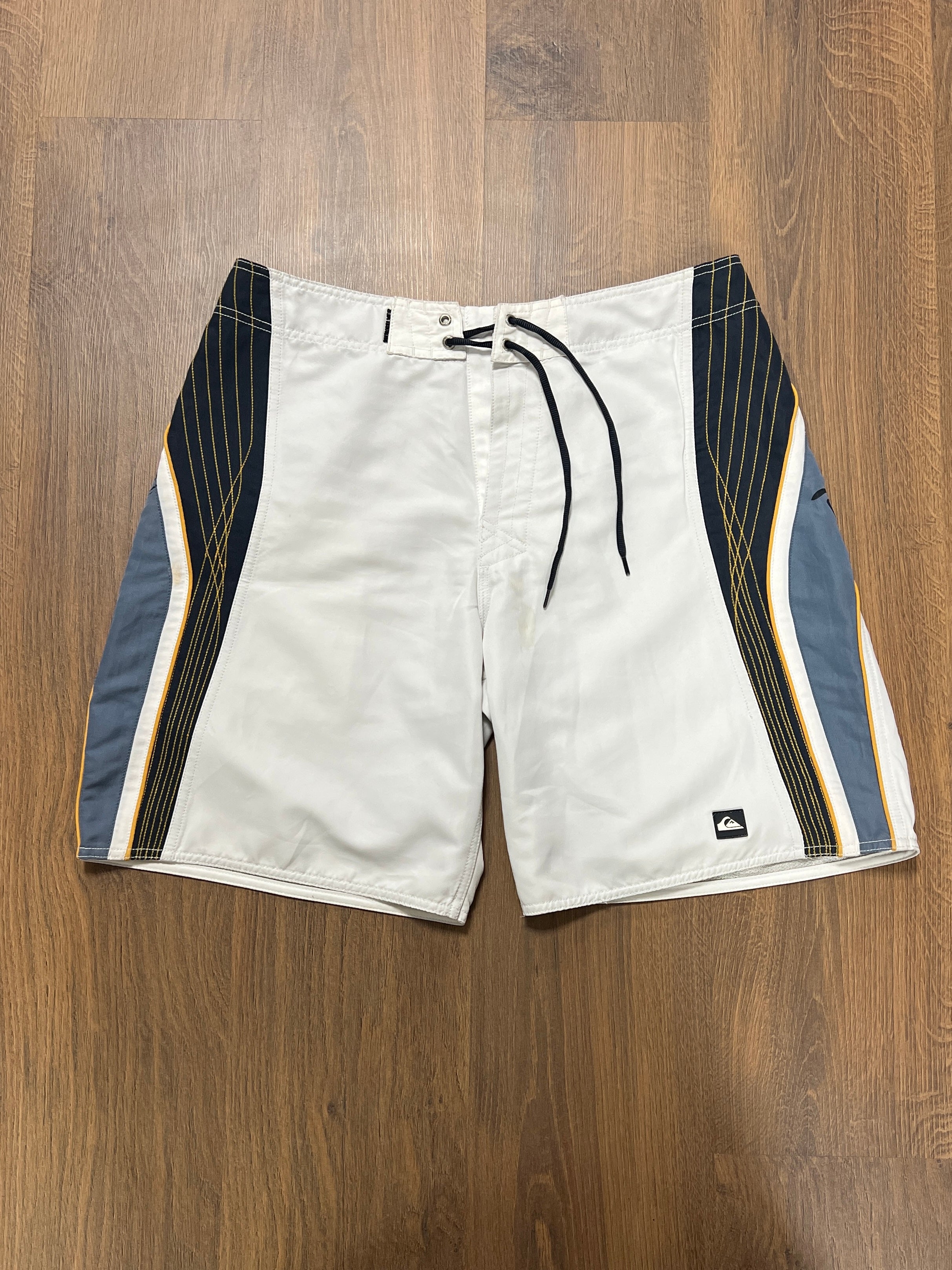 Quicksilver Boardshorts (36)