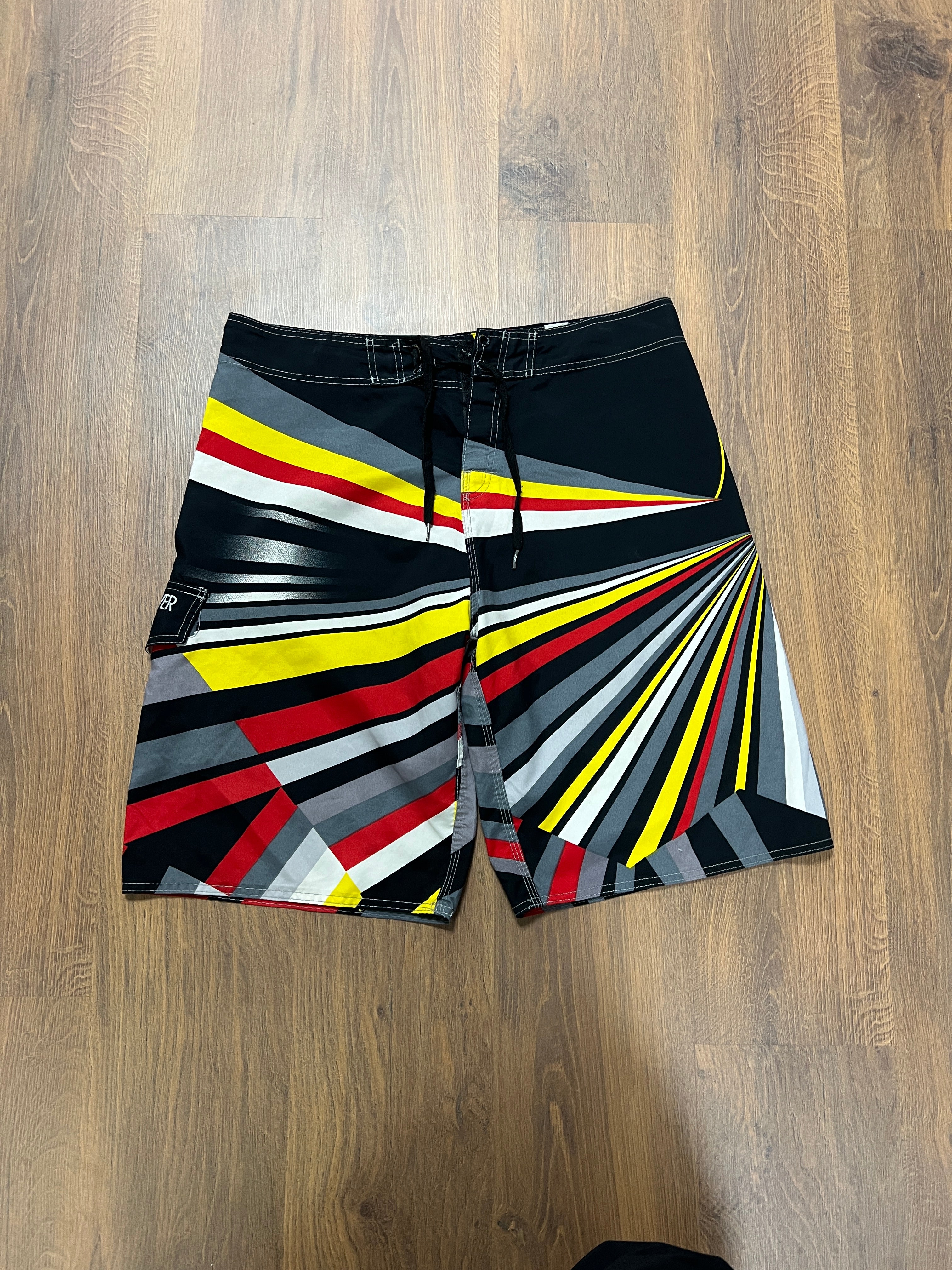 quicksilver striped boardshorts (38)