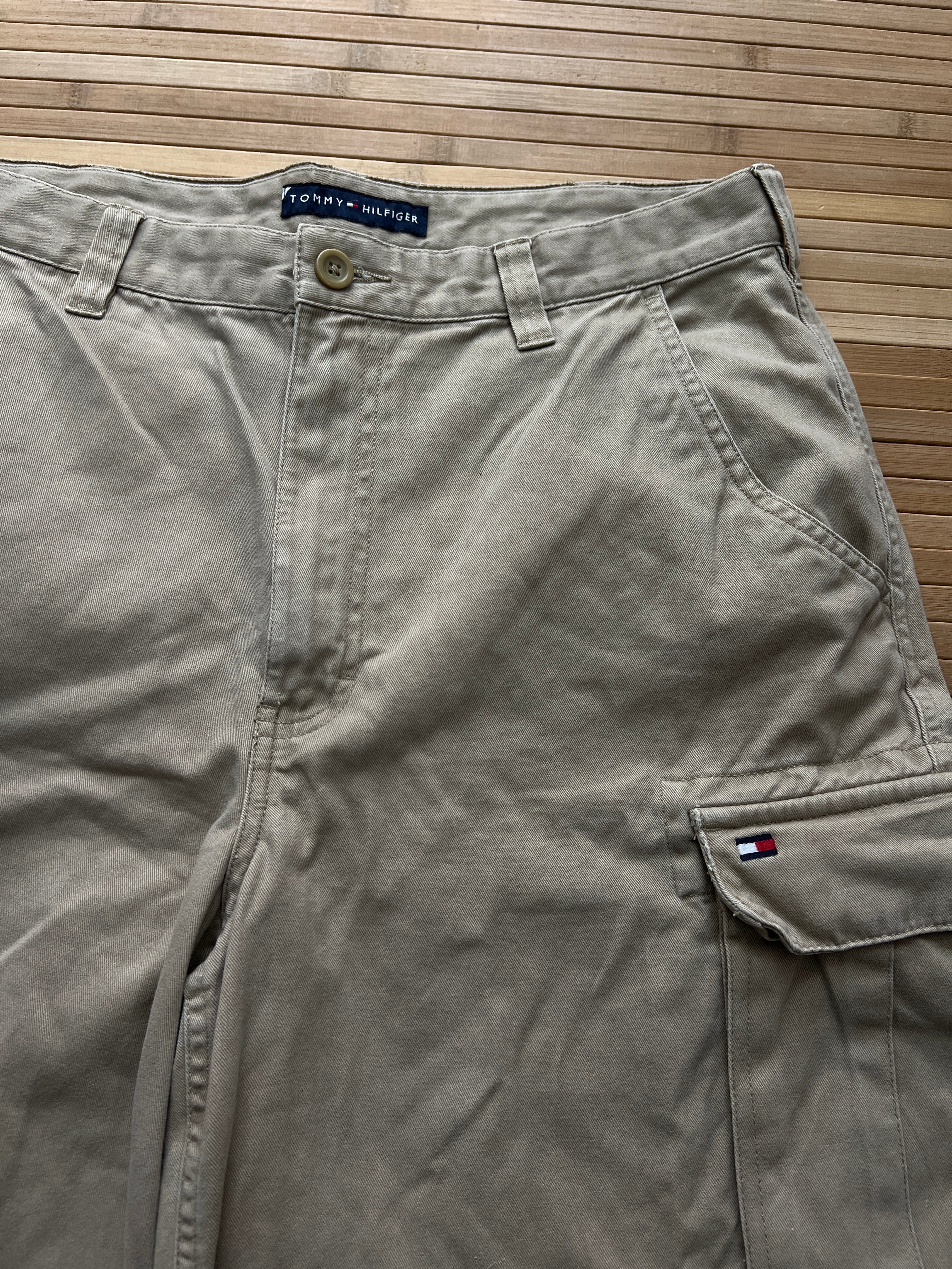 Tommy Hilfiger Cargo Shorts (34)