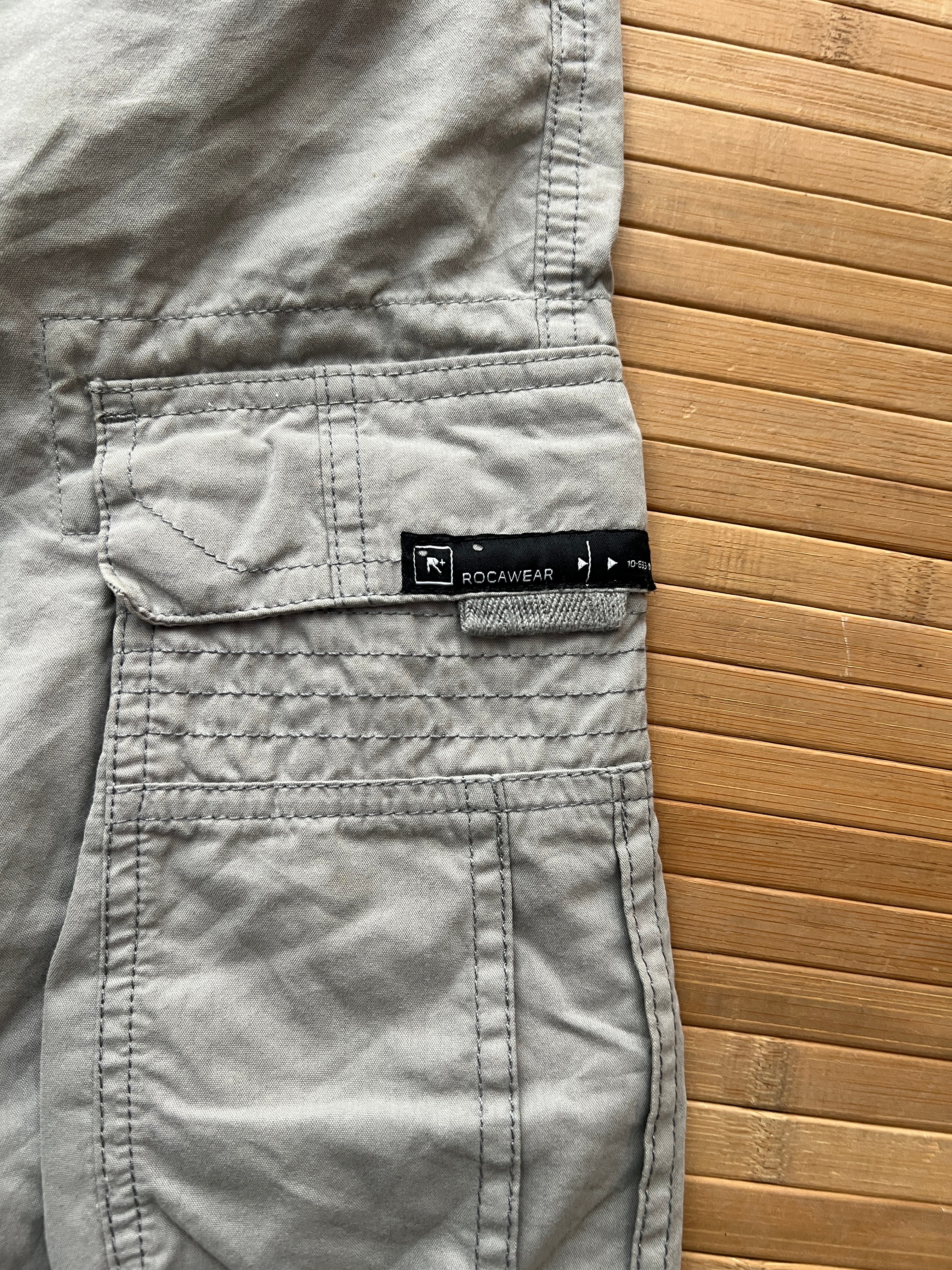 RocaWear Cargo Shorts (36)