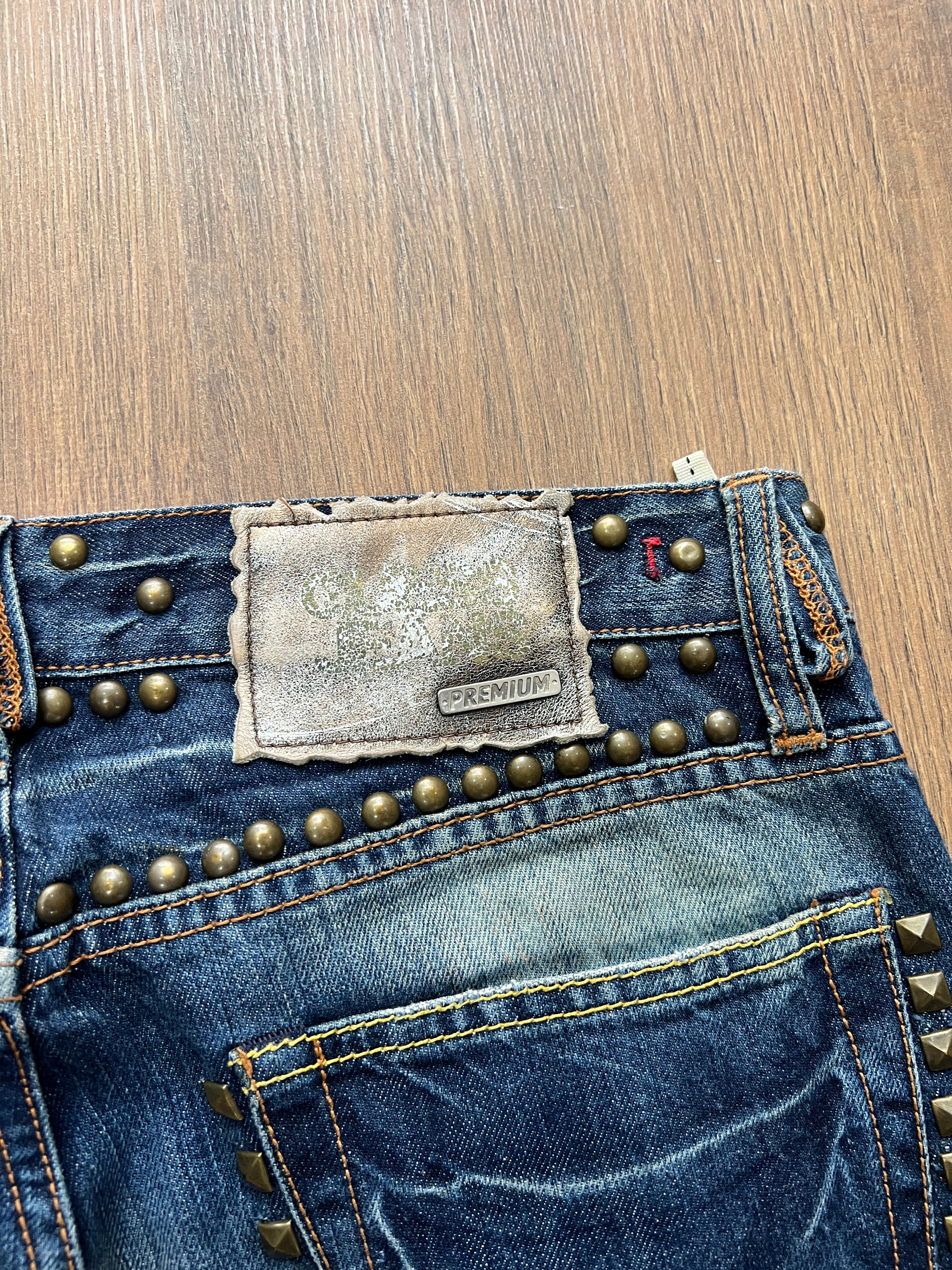 Guess Y2K Flared Jeans(30x34)