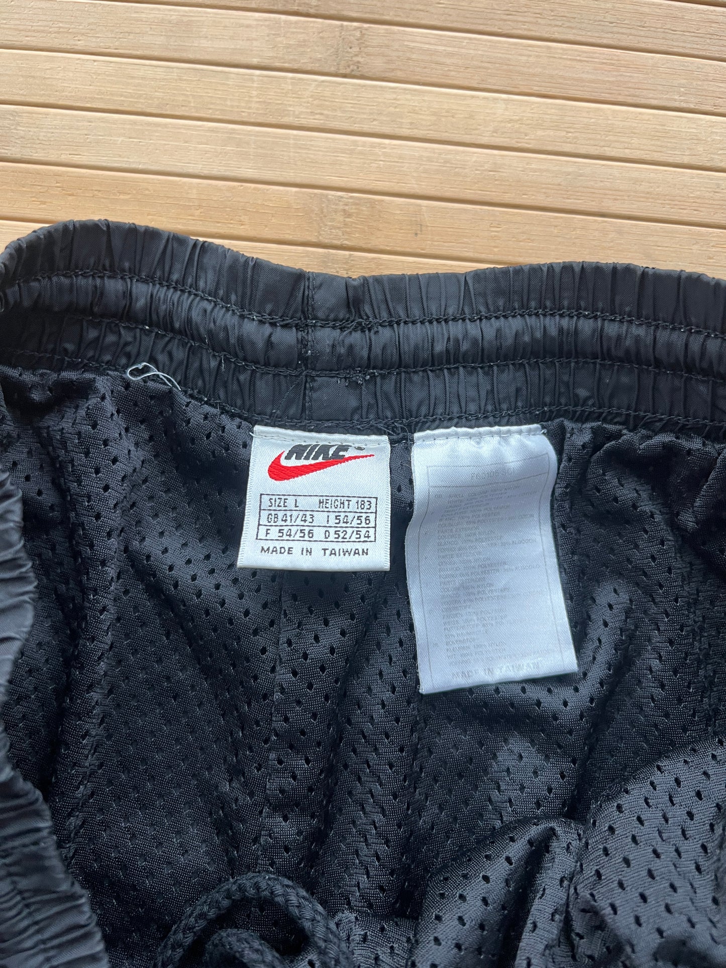 Nike Vintage Basketball Trackpants (XL)