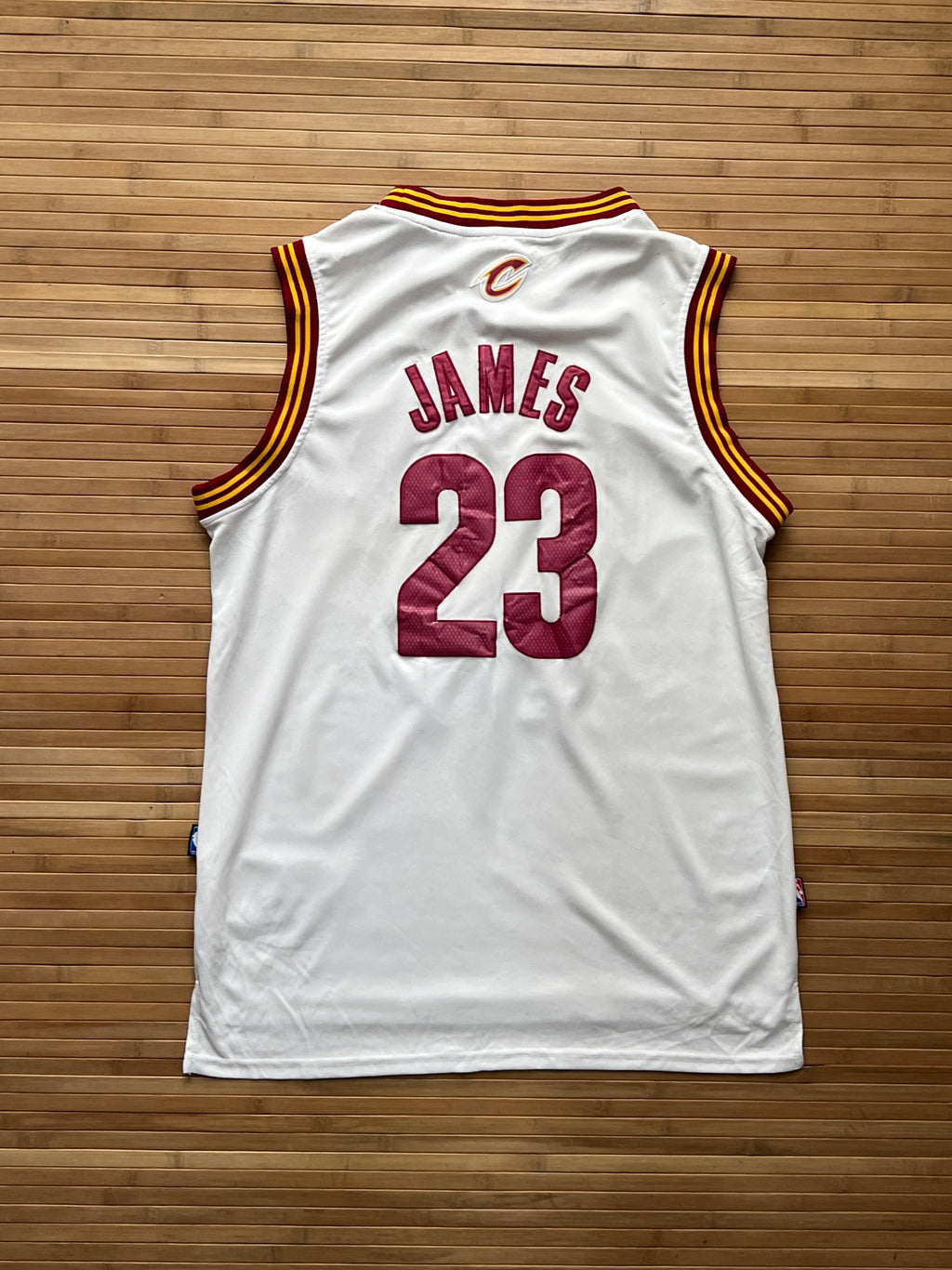 LeBron James Cavaliers Basketball Jersey (XL)