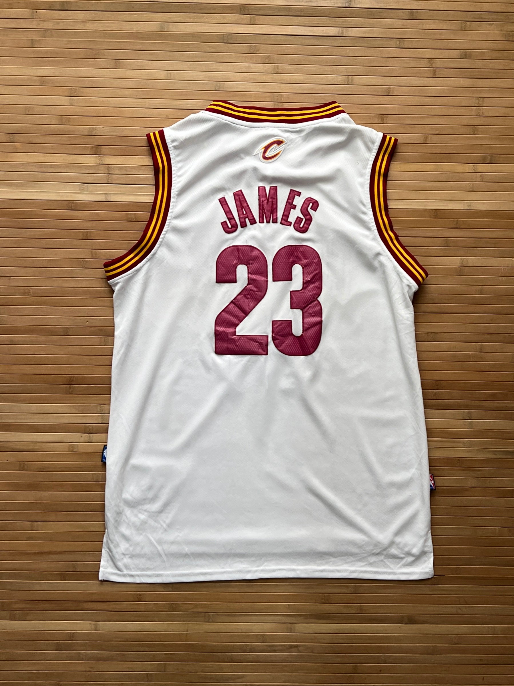 LeBron James Cavaliers Basketball Jersey (XL)
