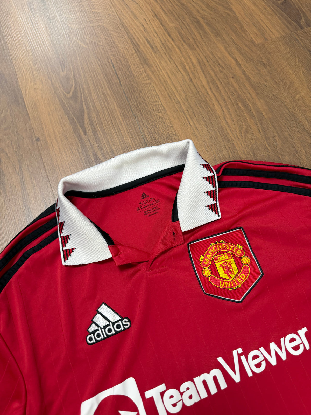 Manchester United 2022/23 Jersey (S)