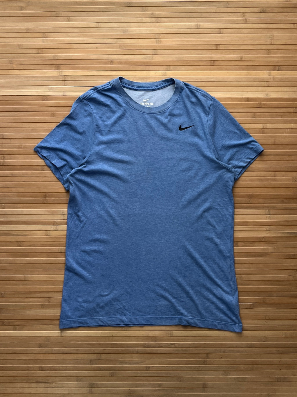 Nike Tee (L)