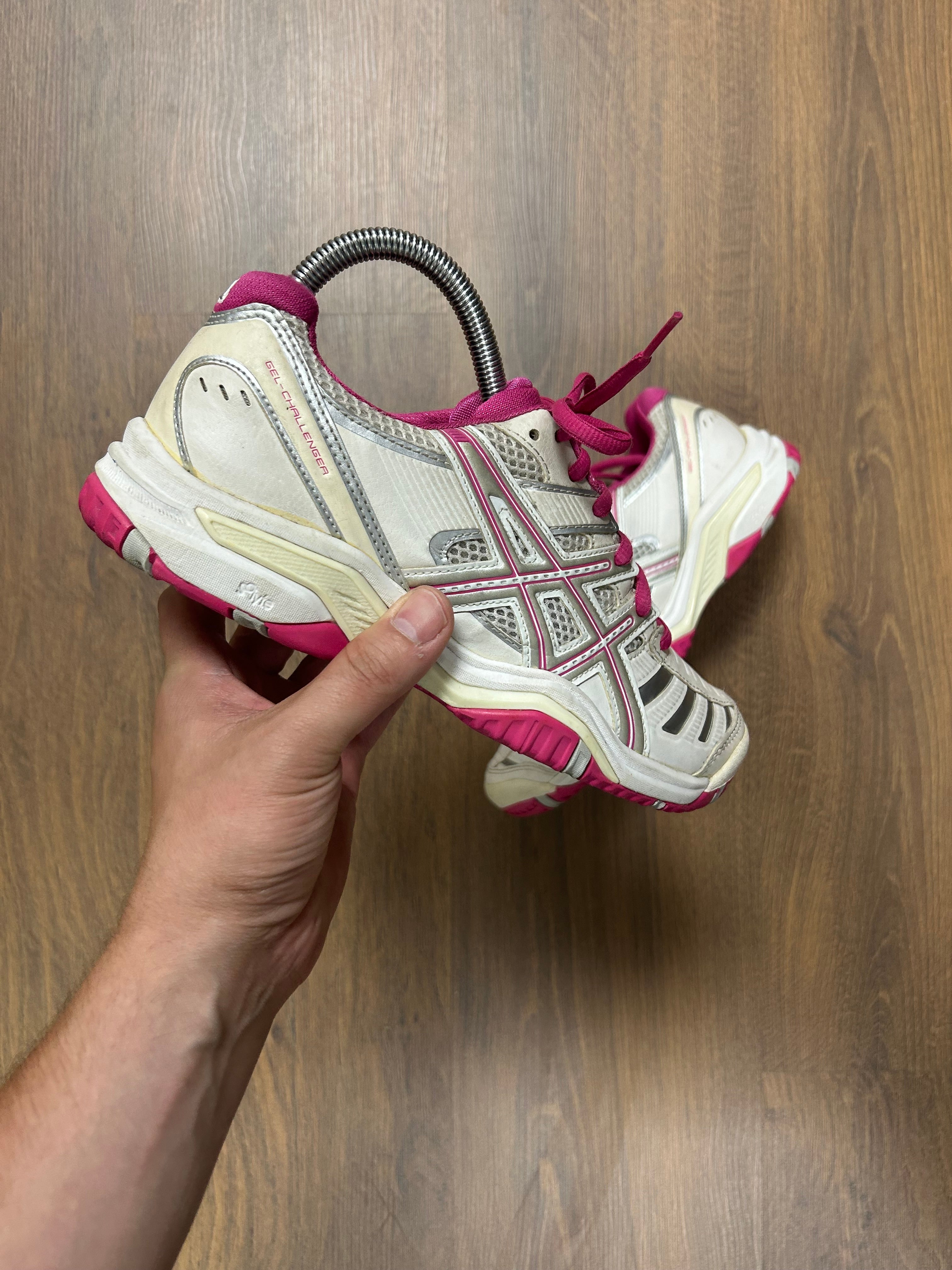 Asics 🙋‍♀️ Gel Challenger 9 (37.5)
