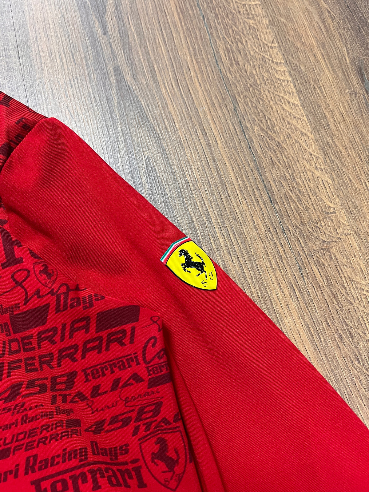 Ferrari Track Jacket 🙋‍♀️ (S)