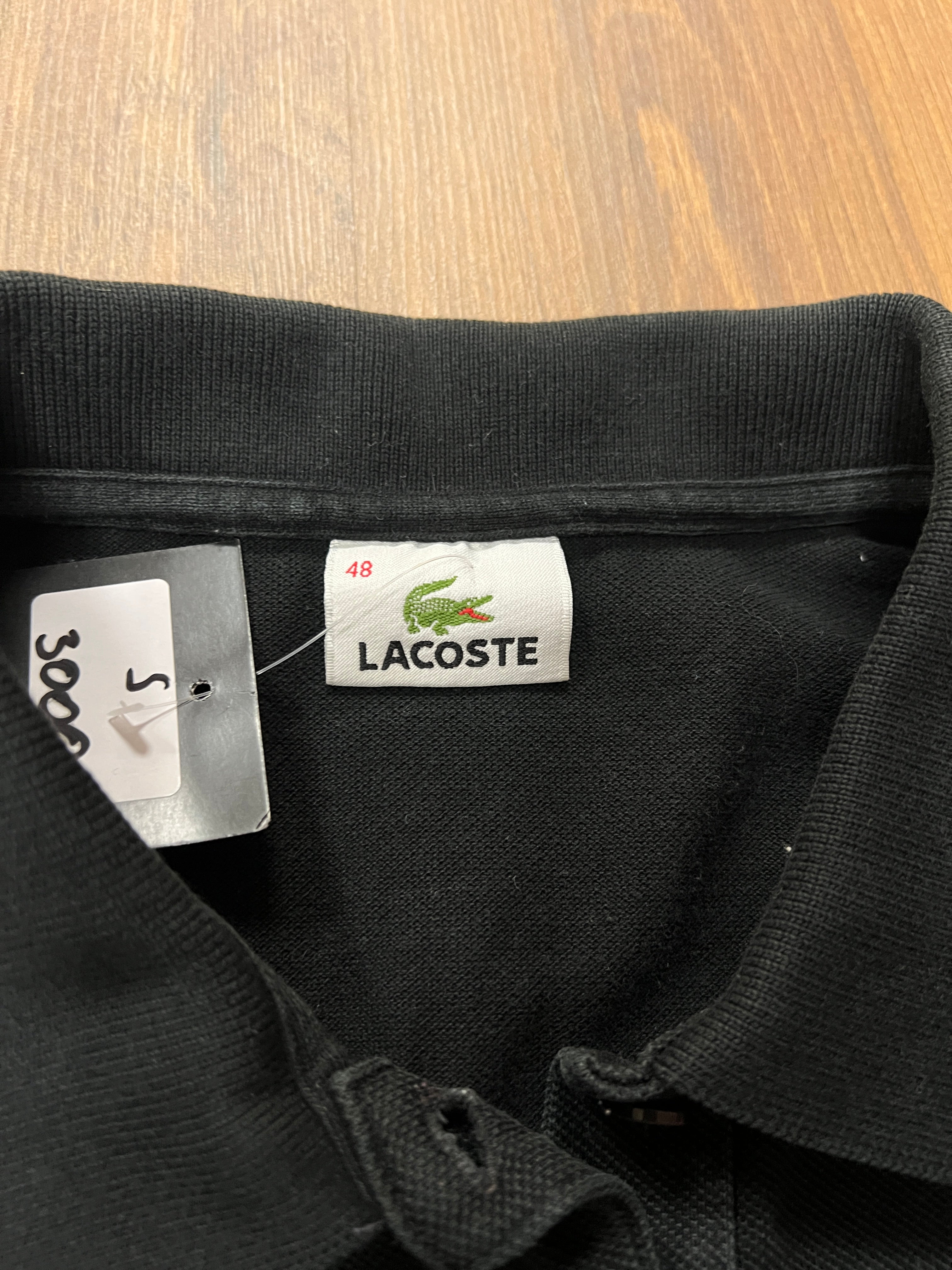 Lacoste Polo Top 🙋‍♀️ (M)