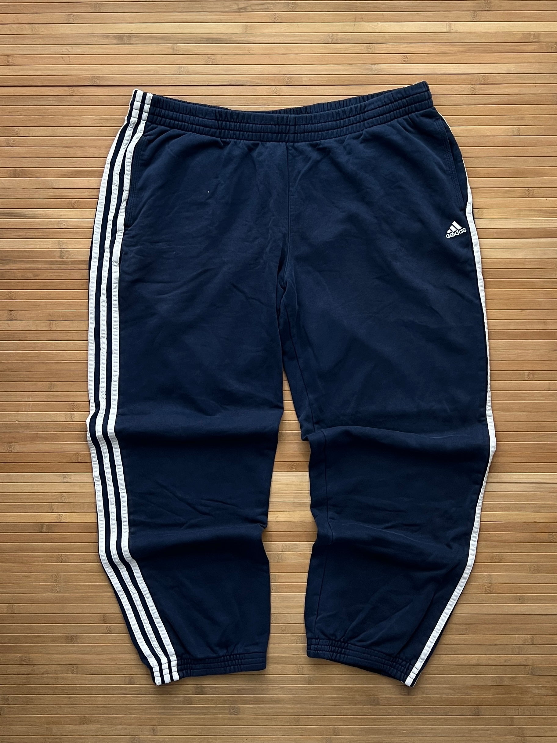 2000s Adidas Trackpants (2XL)
