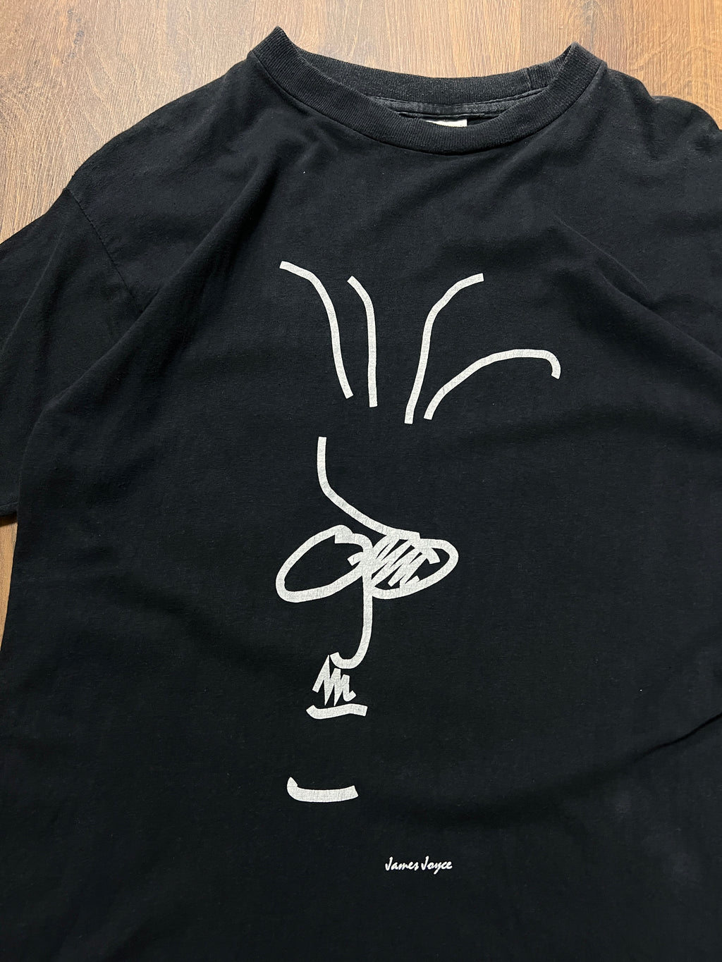 James Jayce 90s Faded T-shirt (M)
