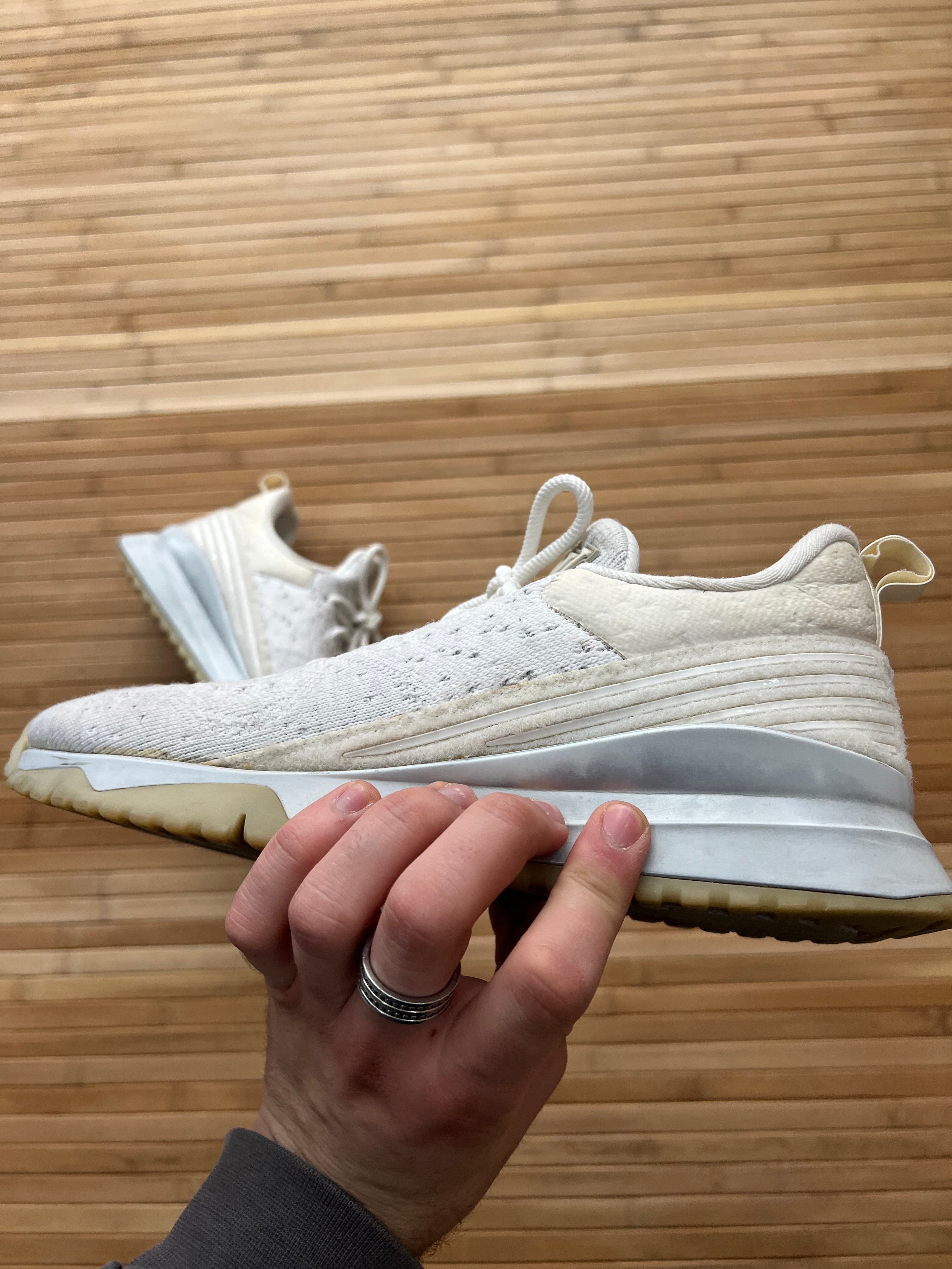 Louis Vuitton Sneakers (44)