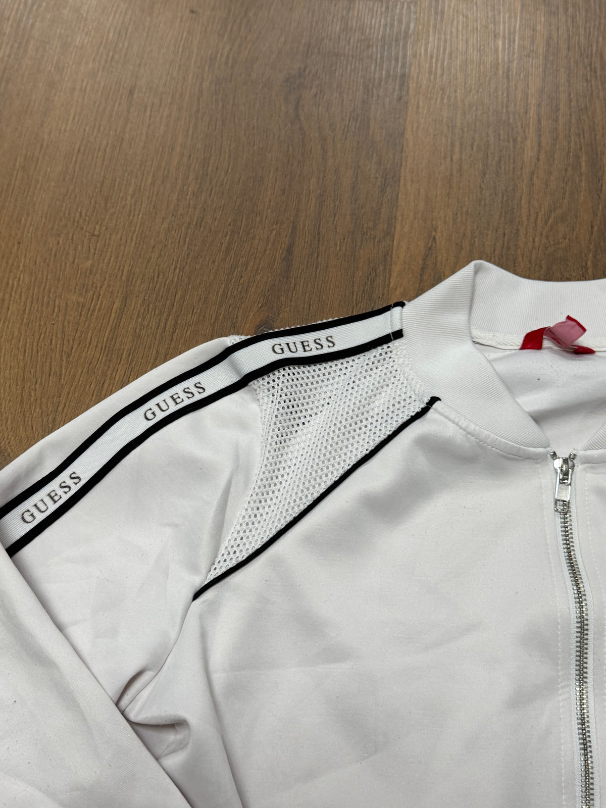 Guess Bomber Jacket 🙋‍♀️(S)