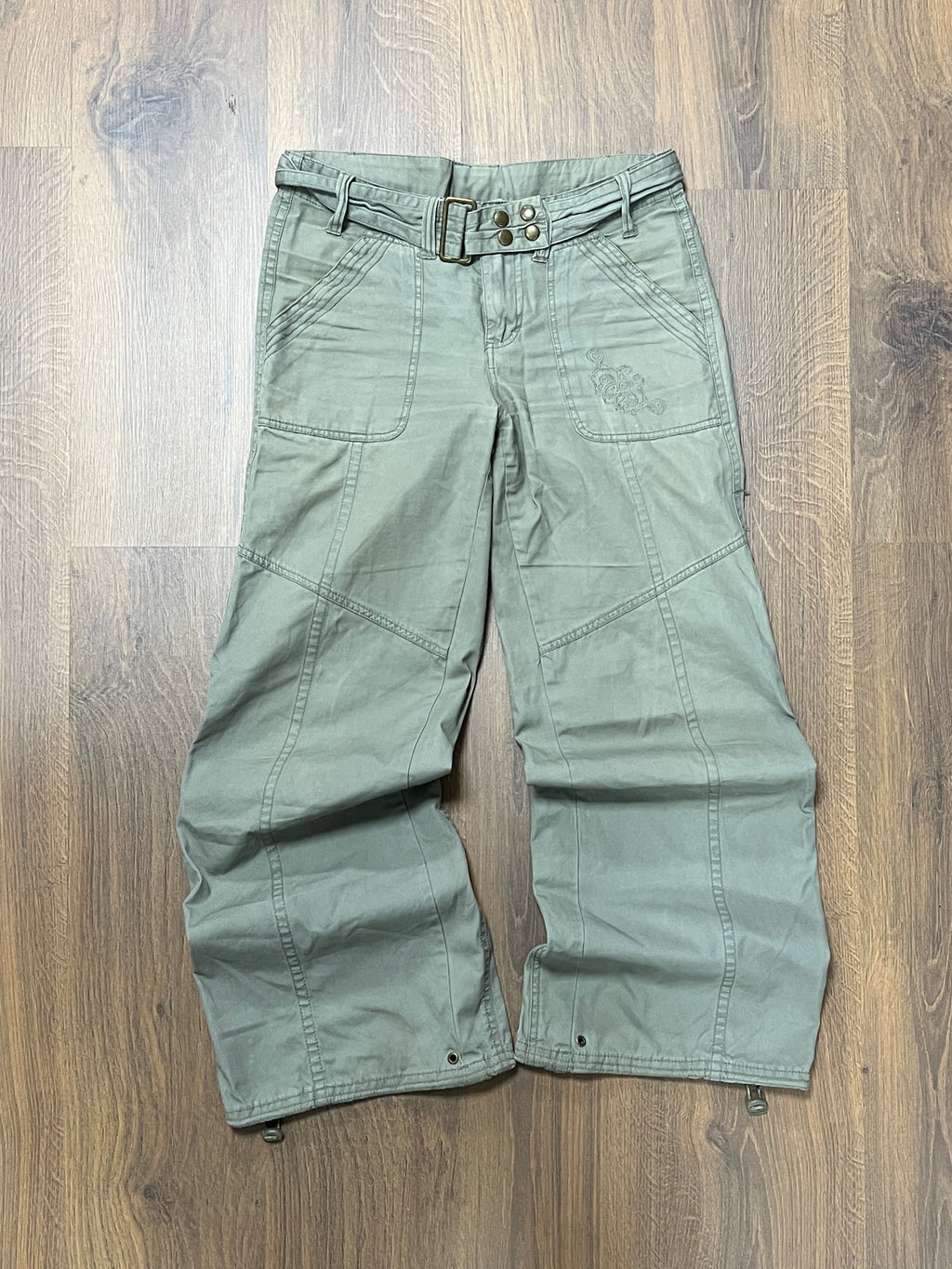 Y2K Khaki Pants🙋‍♀️ (30x30)