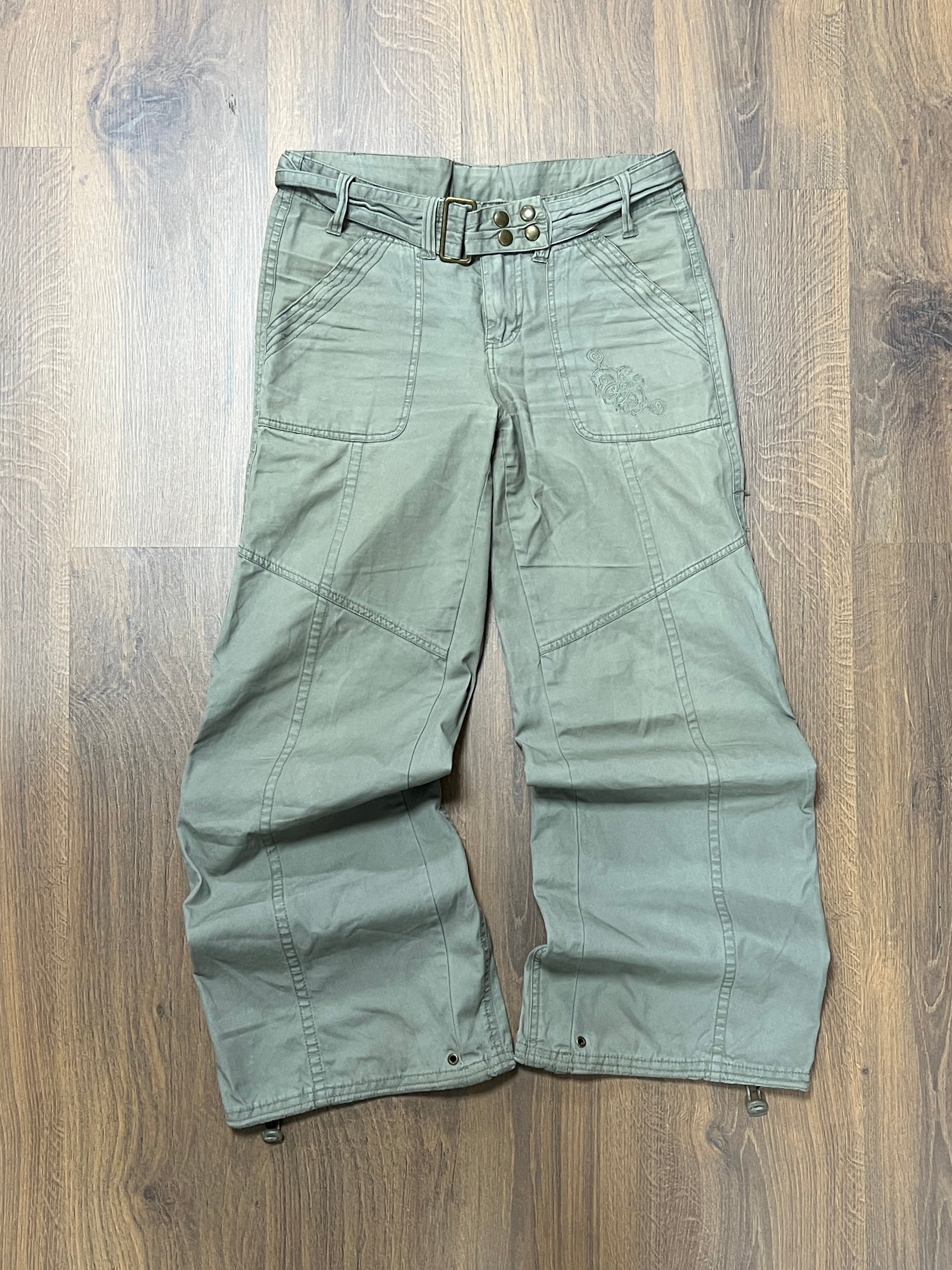 Y2K Khaki Pants🙋‍♀️ (30x30)