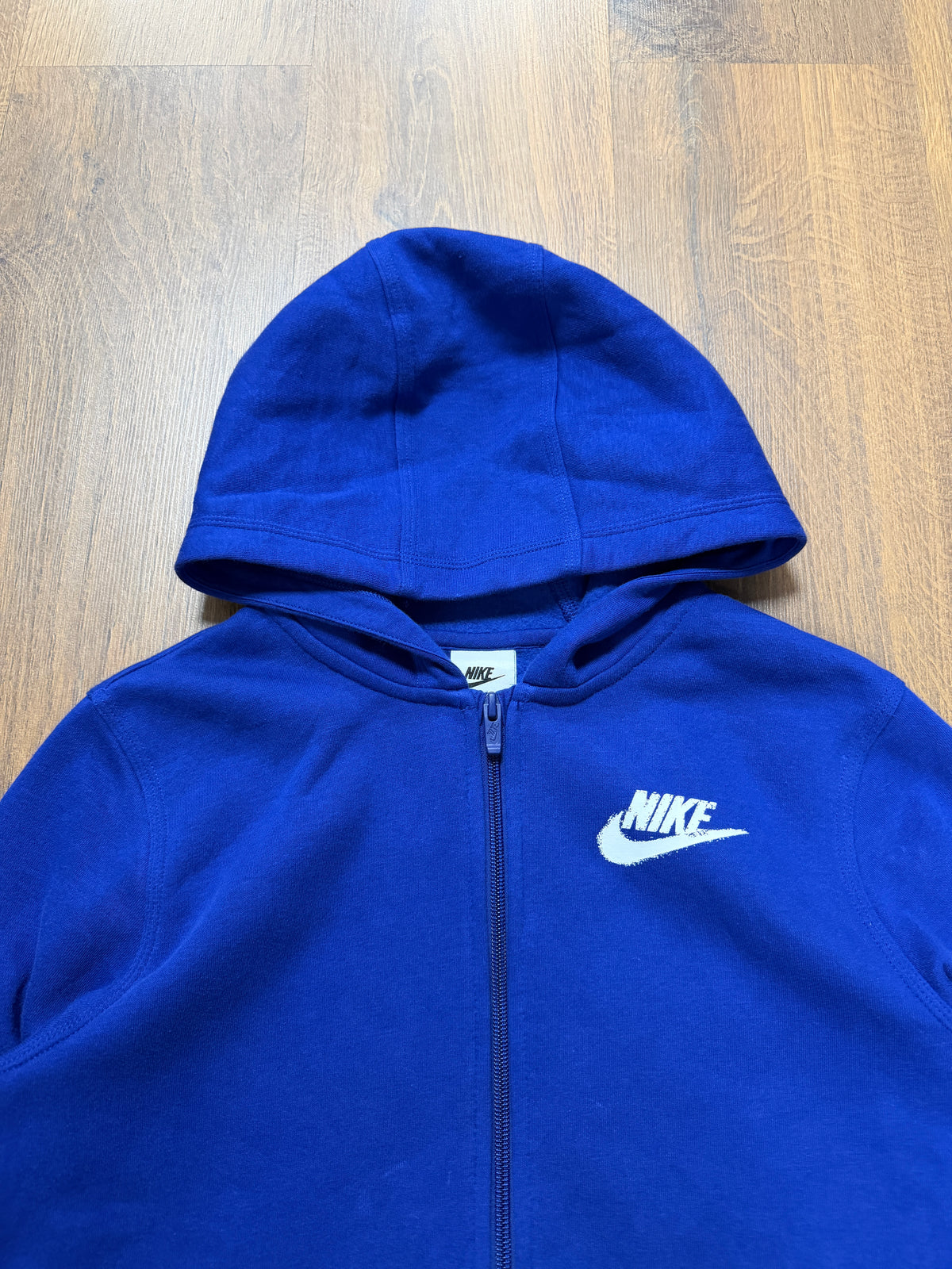 Nike zip up hoodie (S)