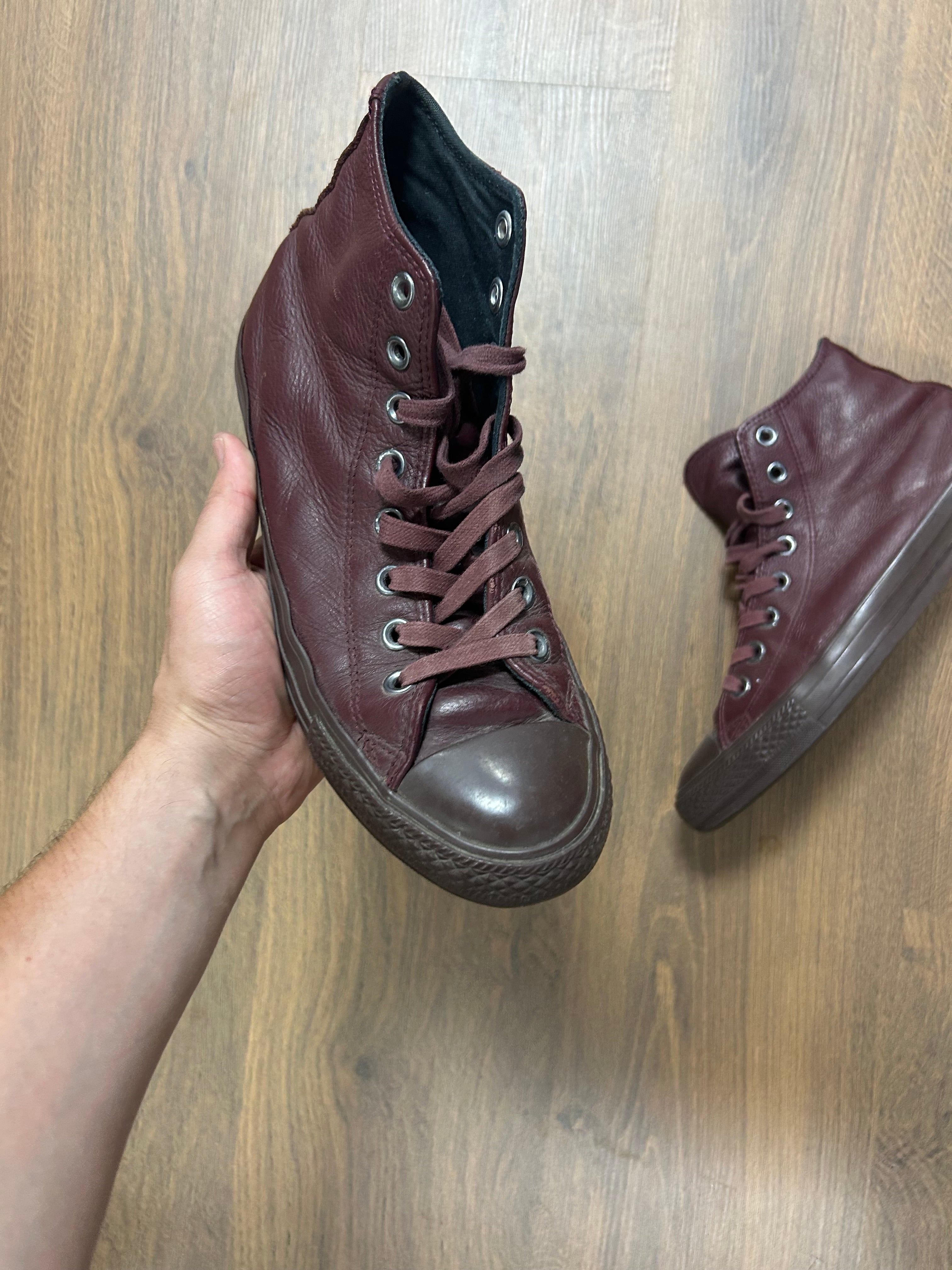 Leather Chuck Taylors Converse (40)