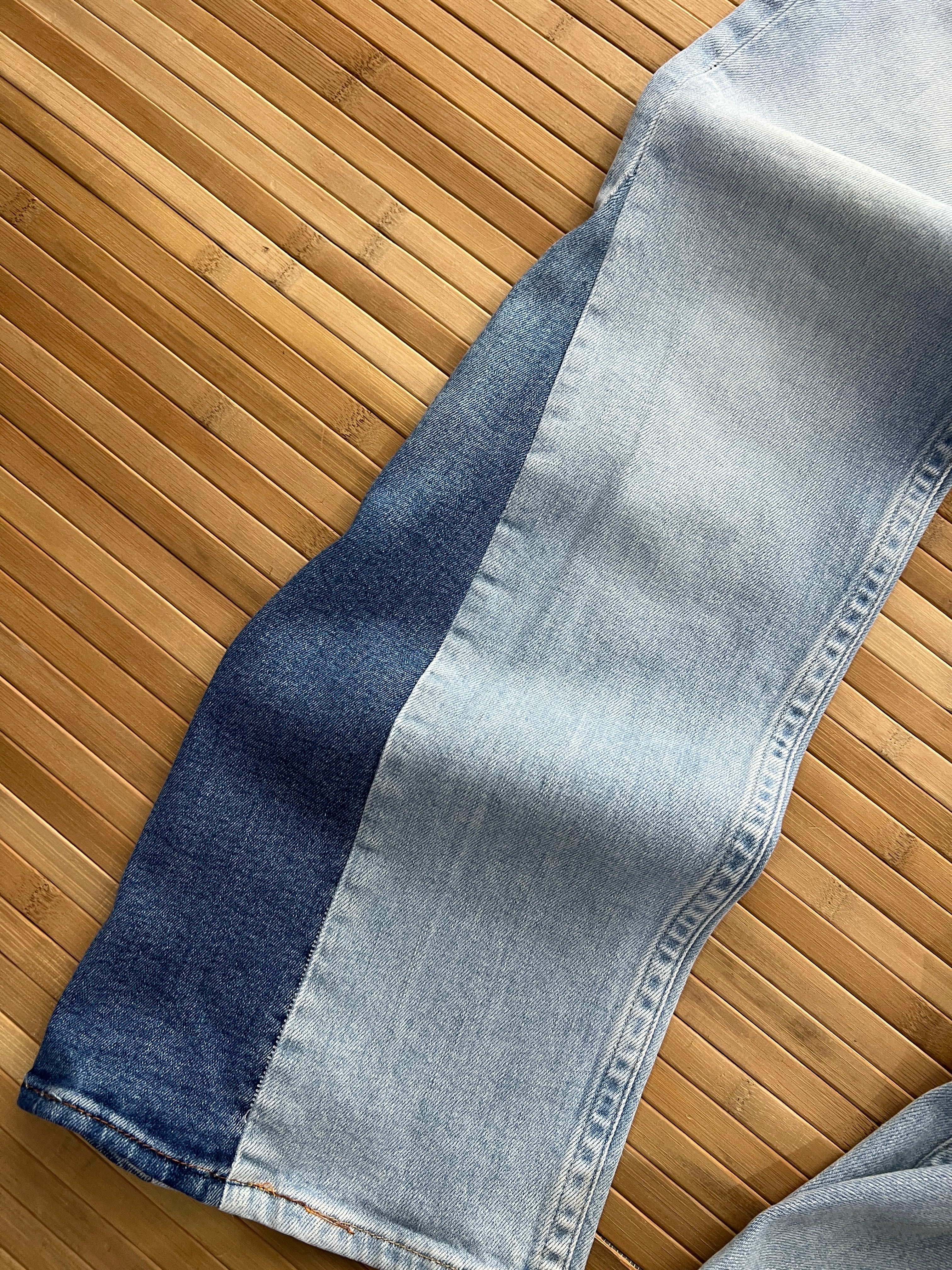 True Religion Flared Jeans (32x30)