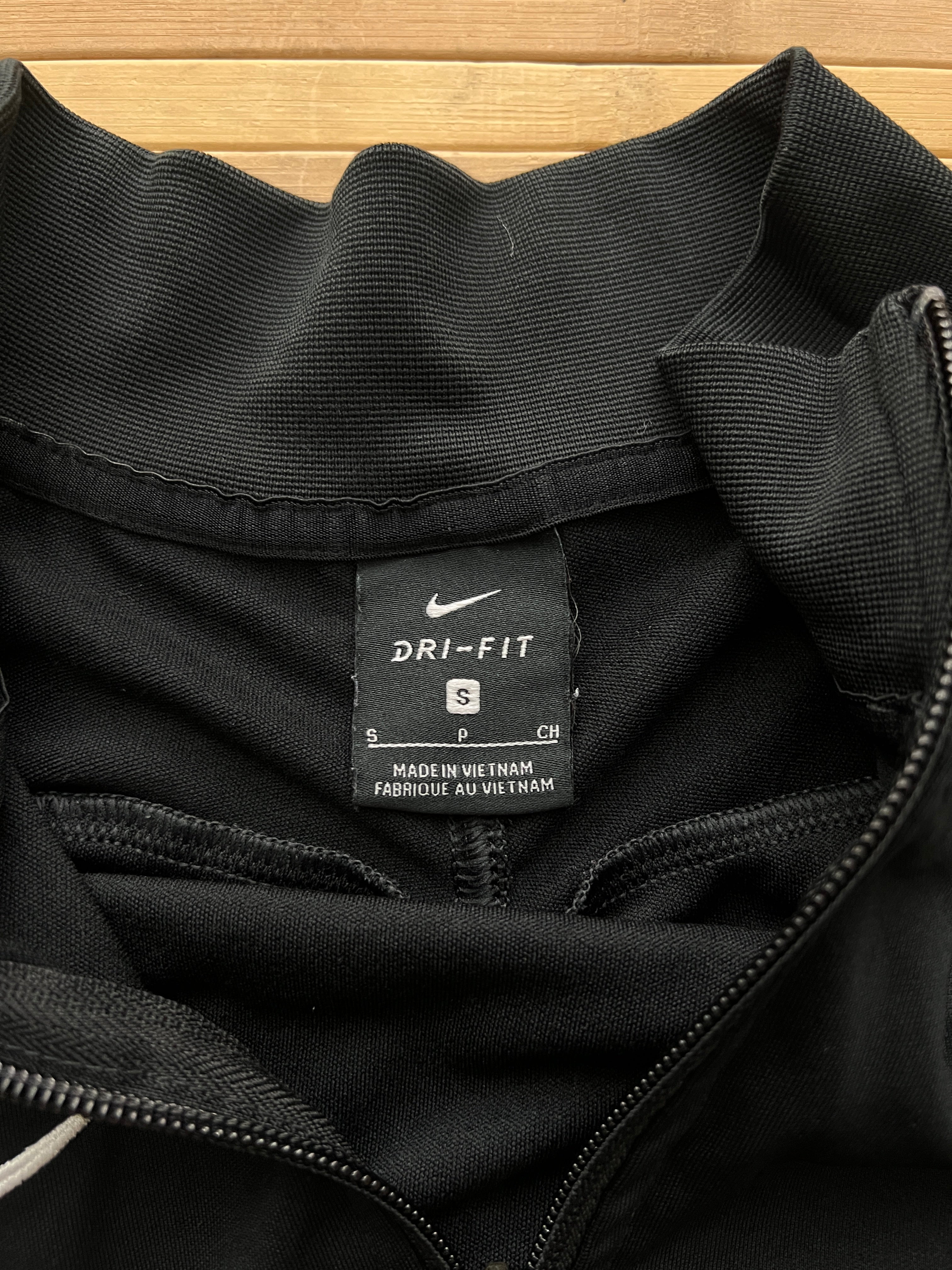 Nike Zip Up (S)