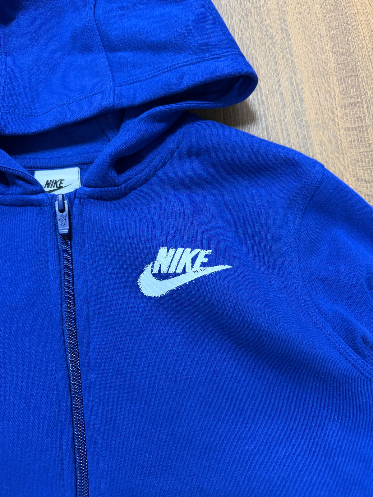 Nike zip up hoodie (S)