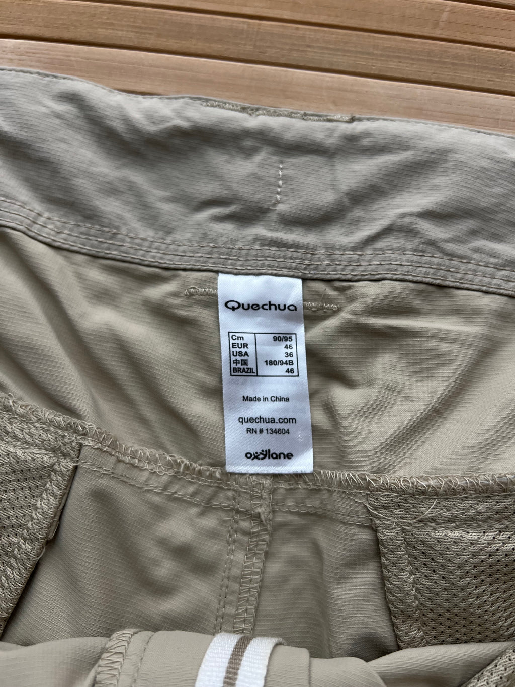 Quechua Cargo Shorts (38)