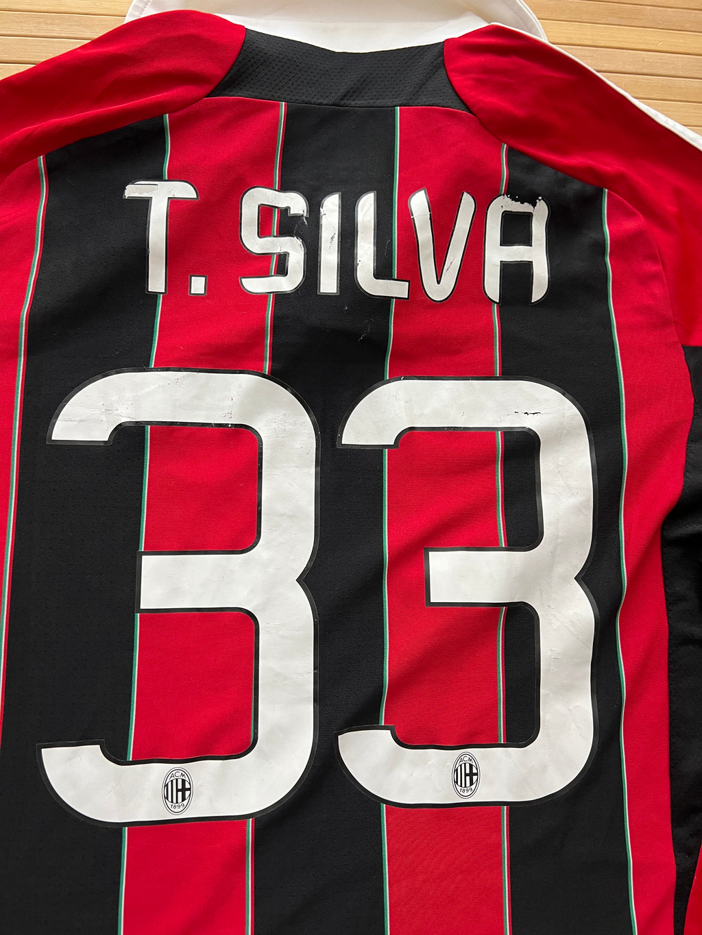 Milan 2010/11 Thiago Silva Home Jersey (M)