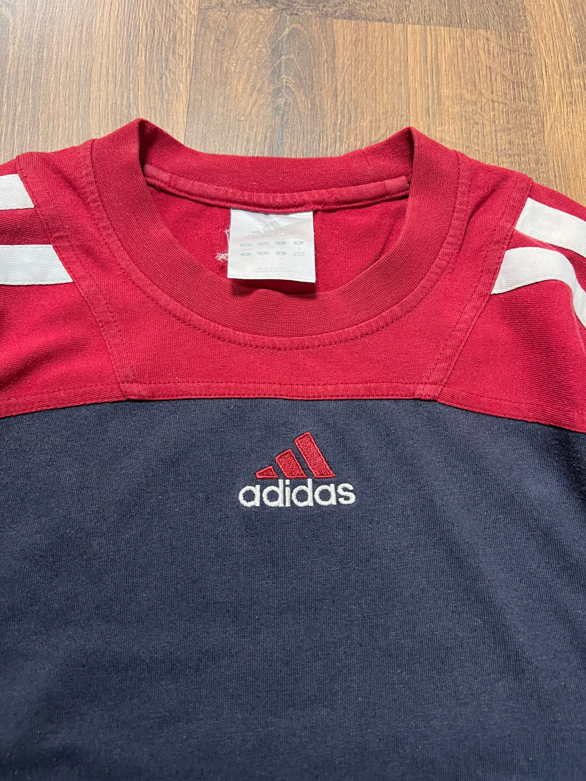 90s Adidas Tshirt (L)
