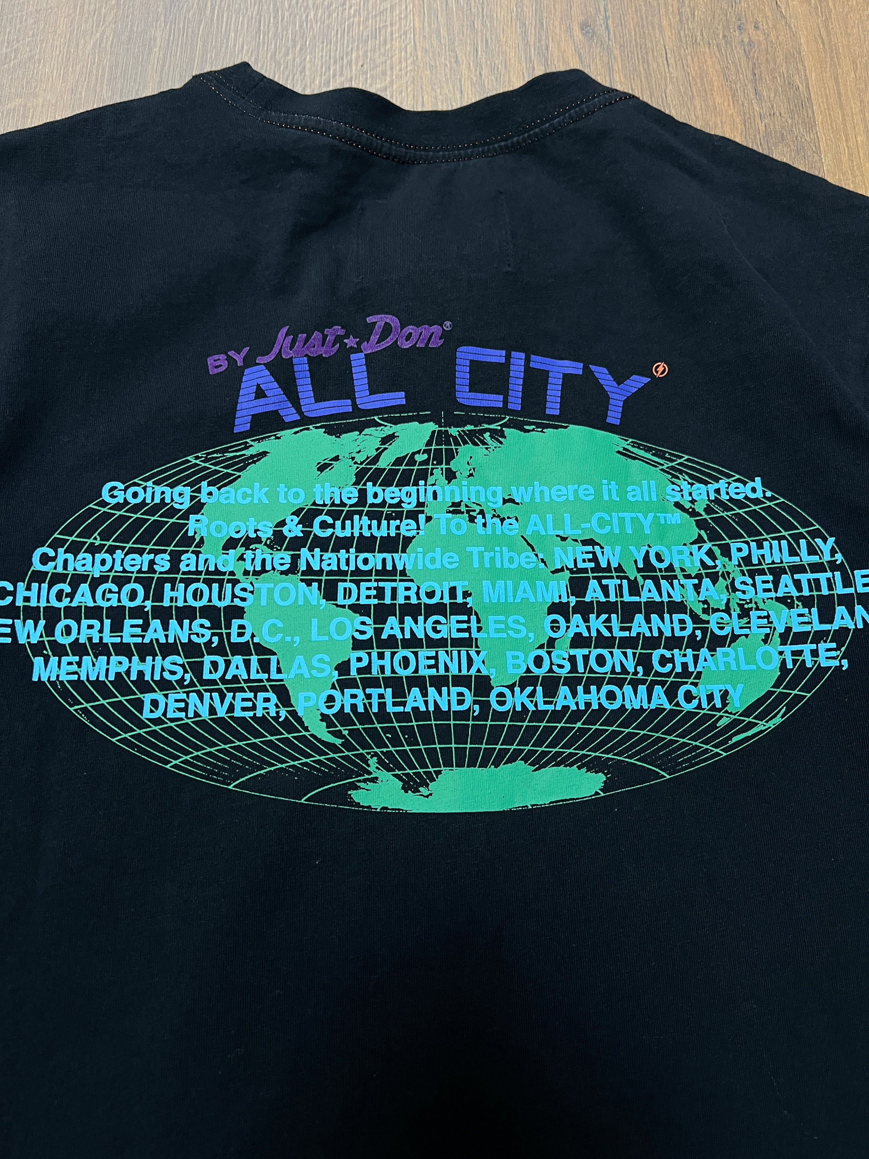 All City World T-Shirt (M)