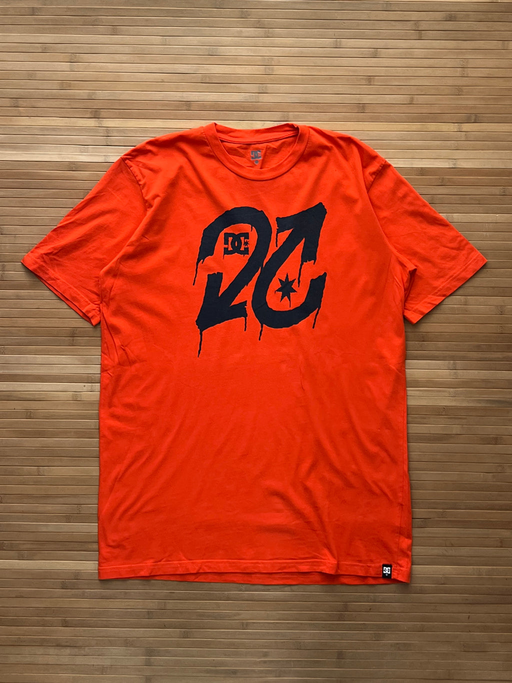 DC Tee (2XL)