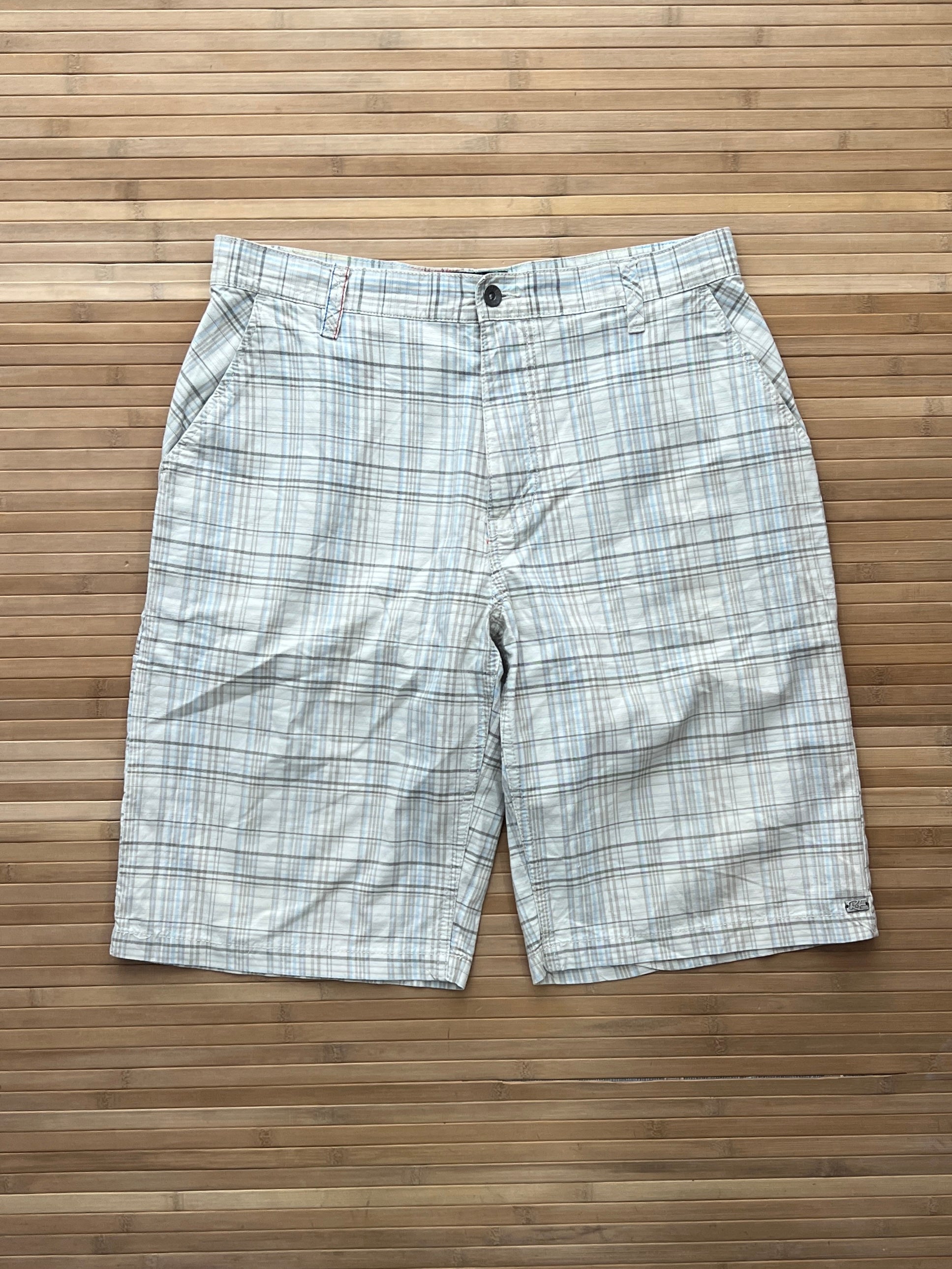 Reef Striped Shorts (32)