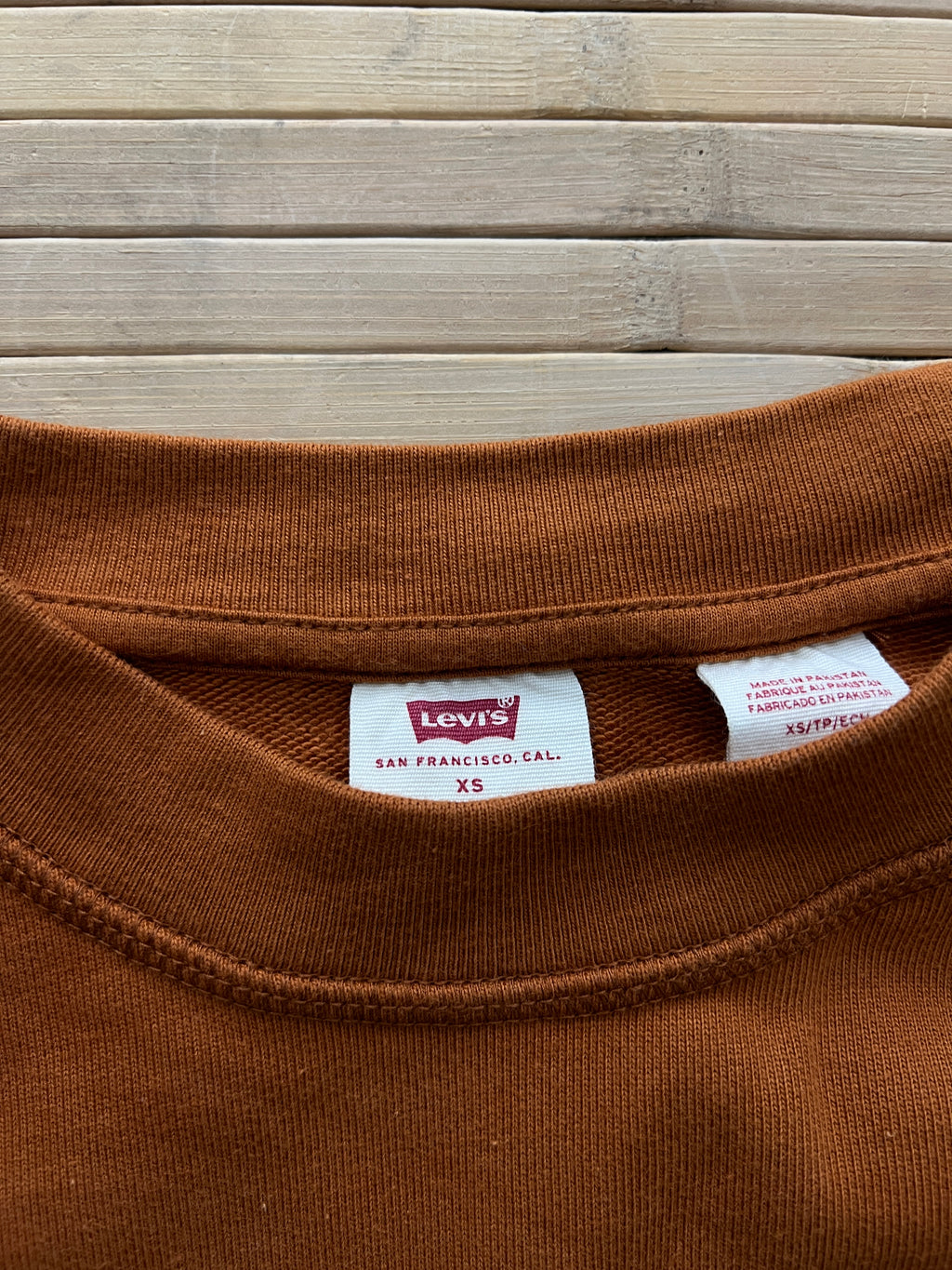 Levi’s Sweater (Xs)