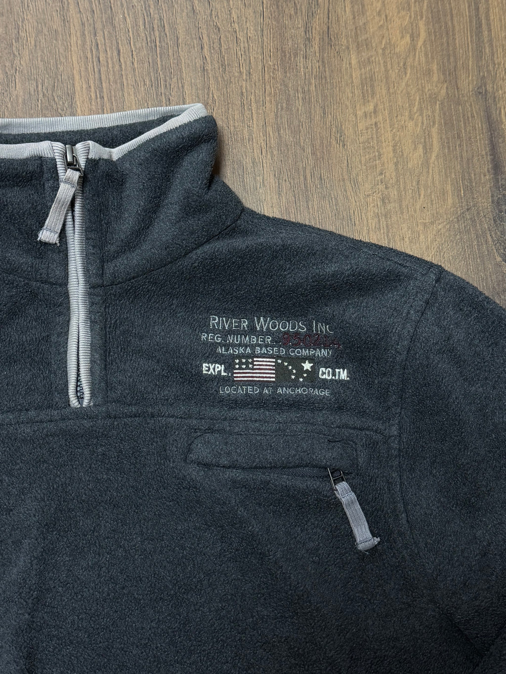 Vintage River Woods Fleece (M)